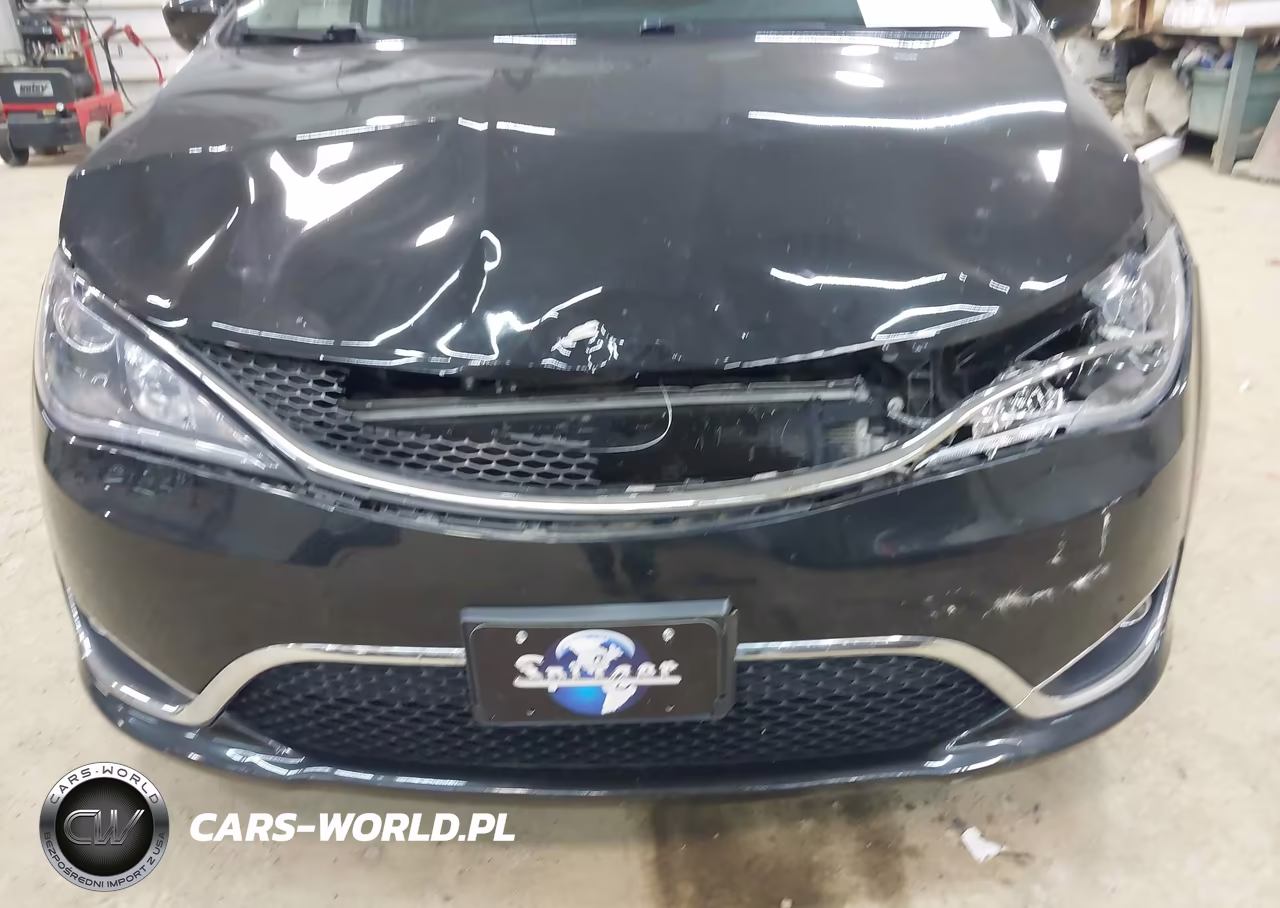2019 Chrysler Pacifica Touring L VIN:2C4RC1BG7KR613482 - 6