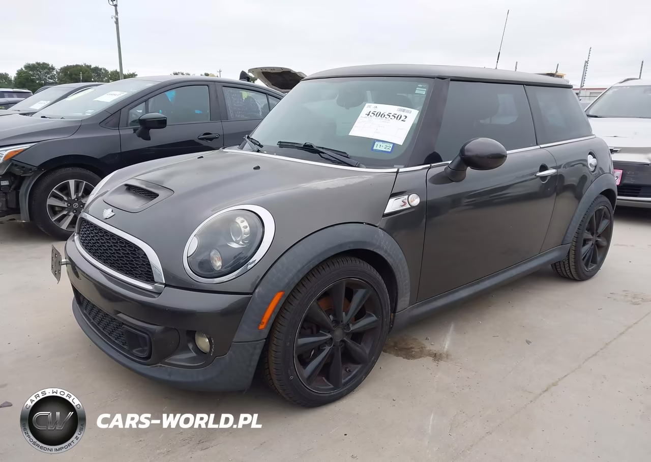 2011 Mini Cooper S VIN:WMWSV3C59BTY15749 - 2