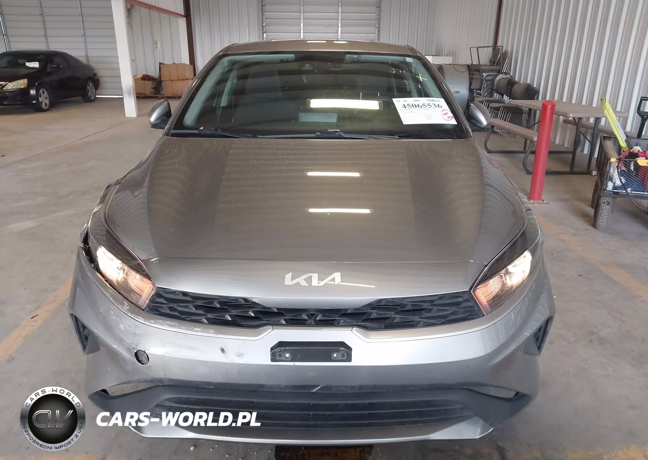 2024 Kia Forte Lxs VIN:3KPF24AD8RE837404 - 12