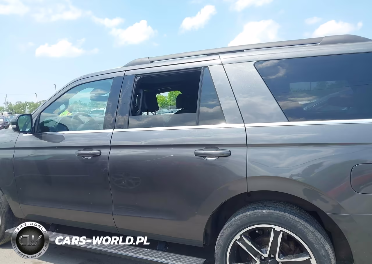 2019 Ford Expedition Limited VIN:1FMJU2AT0KEA26662 - 13