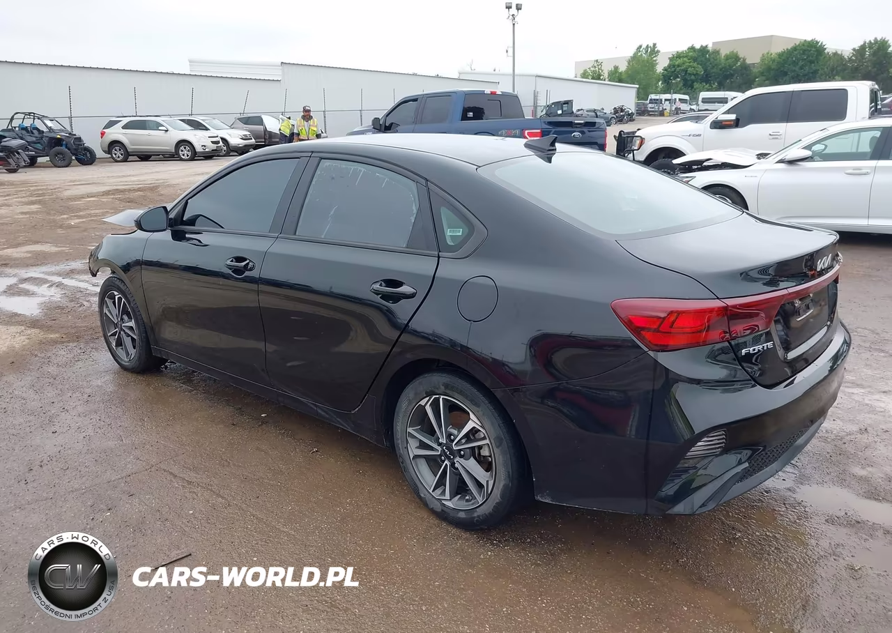 2023 Kia Forte Lxs VIN:3KPF24AD3PE567155 - 3