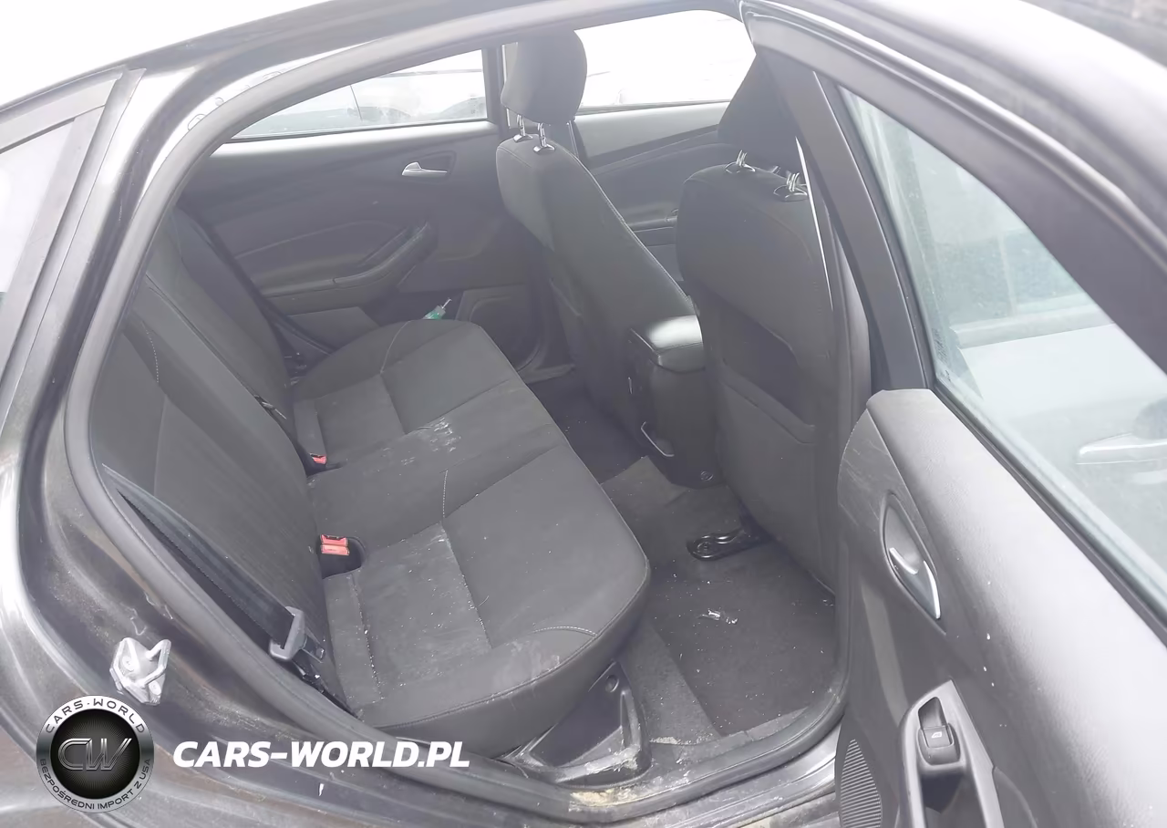 2015 Ford Focus Se VIN:1FADP3F22FL329478 - 8