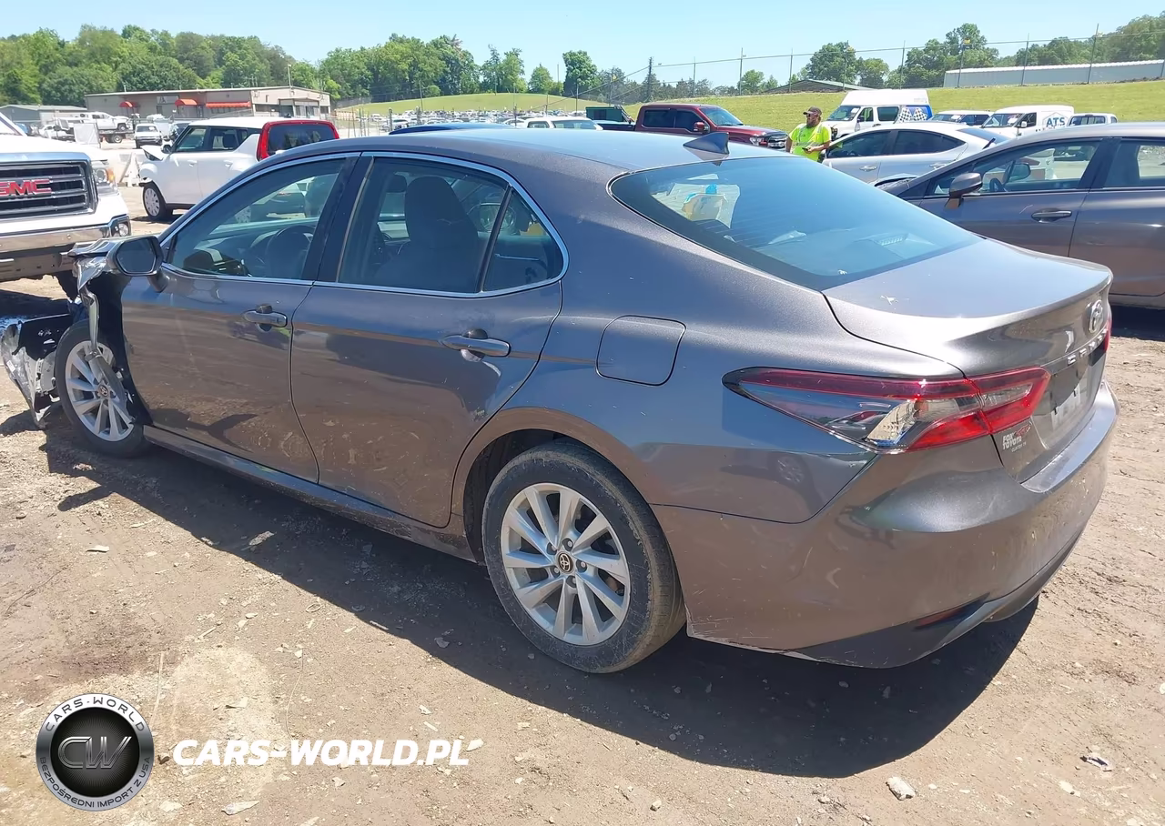 2022 Toyota Camry Le VIN:4T1R11AKXNU685727 - 3