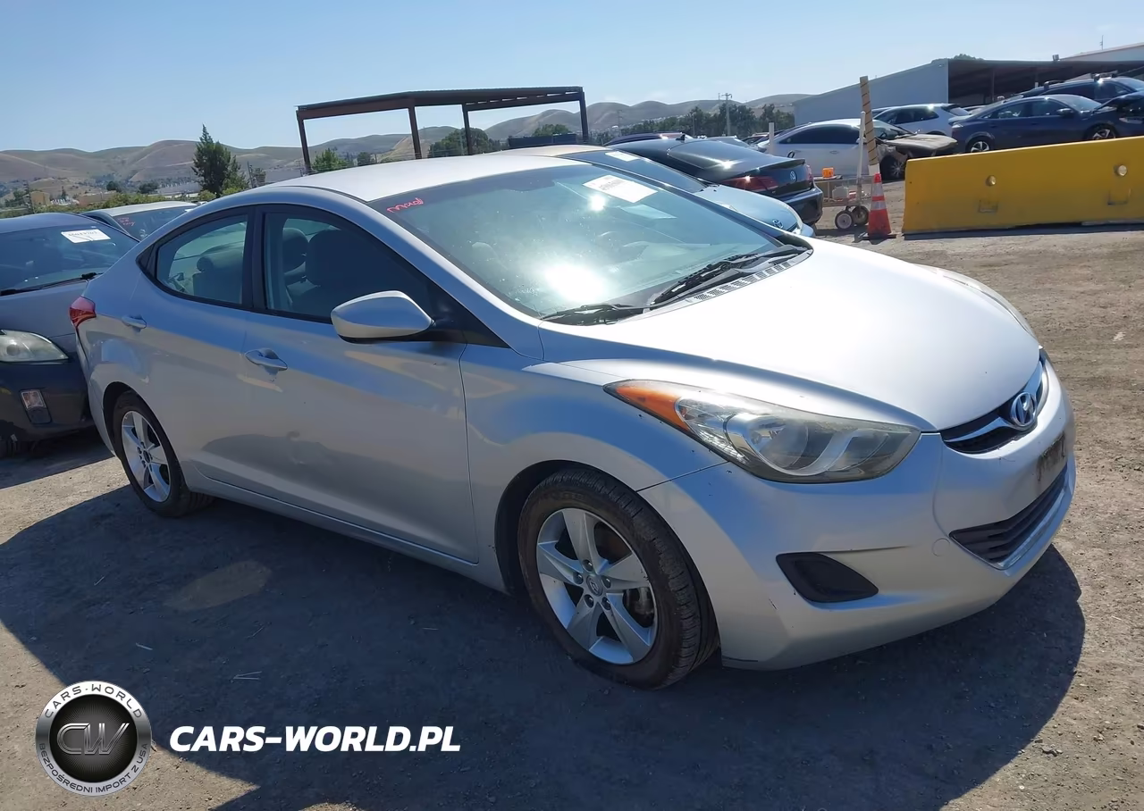 Główne zdjęcie 2013 Hyundai Elantra Gls
