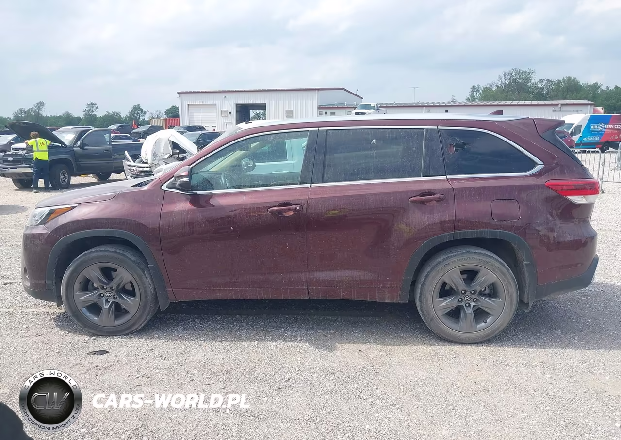 2017 Toyota Highlander Limited Platinum VIN:5TDDZRFH7HS393819 - 14