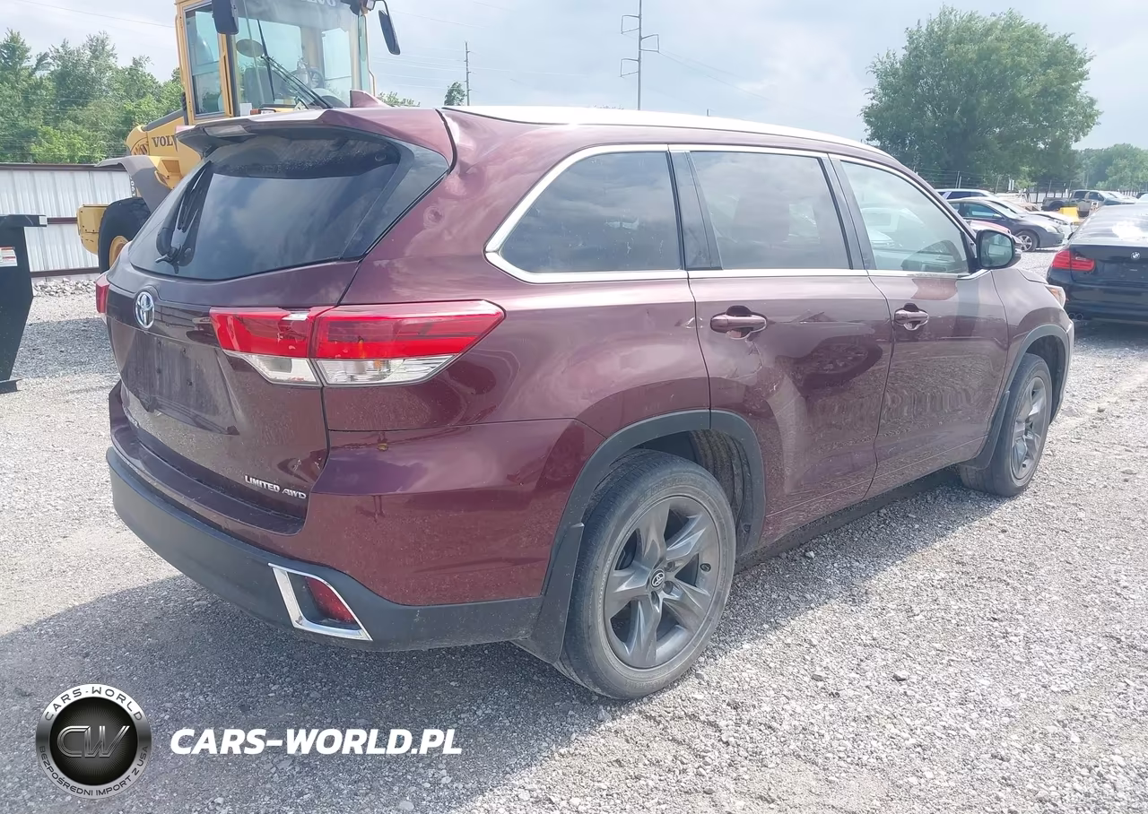 2017 Toyota Highlander Limited Platinum VIN:5TDDZRFH7HS393819 - 4