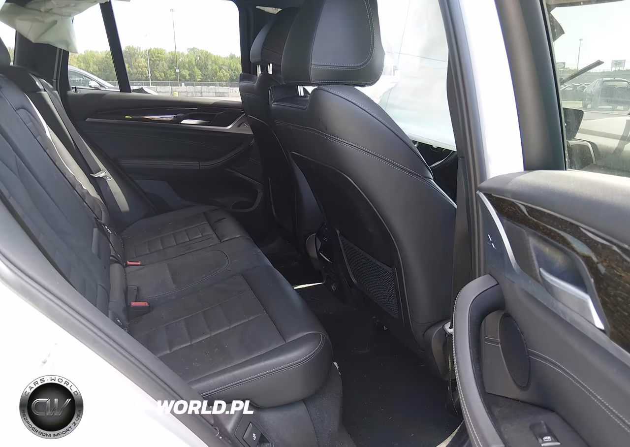 2018 BMW X3 xDrive30I VIN:5UXTR9C58JLD61119 - 8