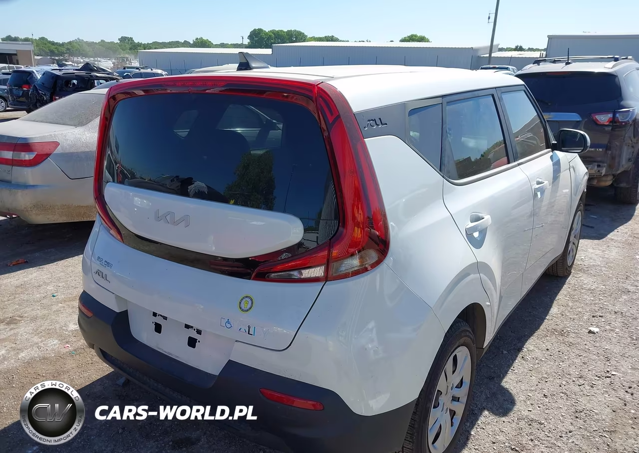 2022 Kia Soul Lx VIN:KNDJ23AU3N7153908 - 4