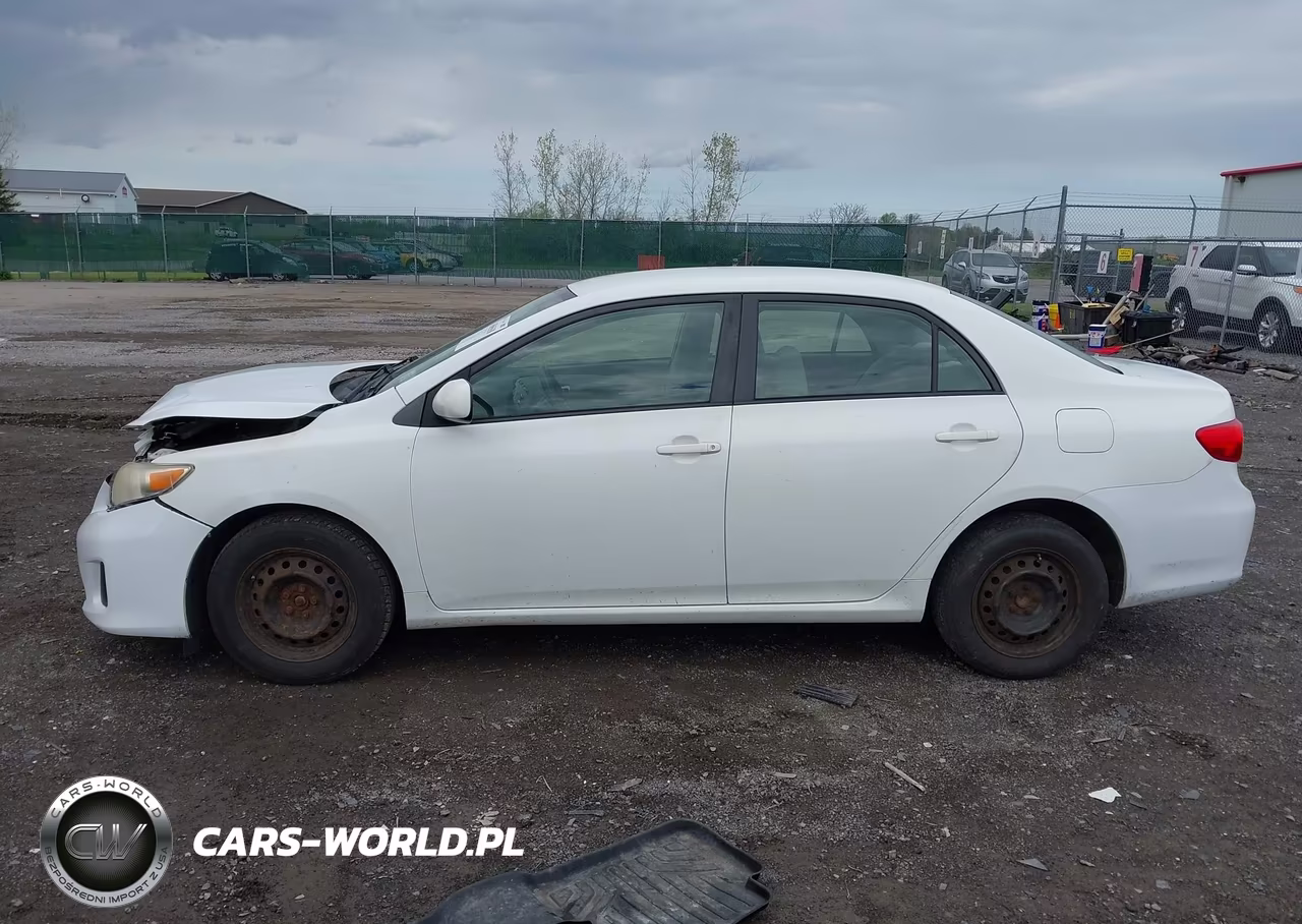2011 Toyota Corolla Le VIN:JTDBU4EEXB9142864 - 14