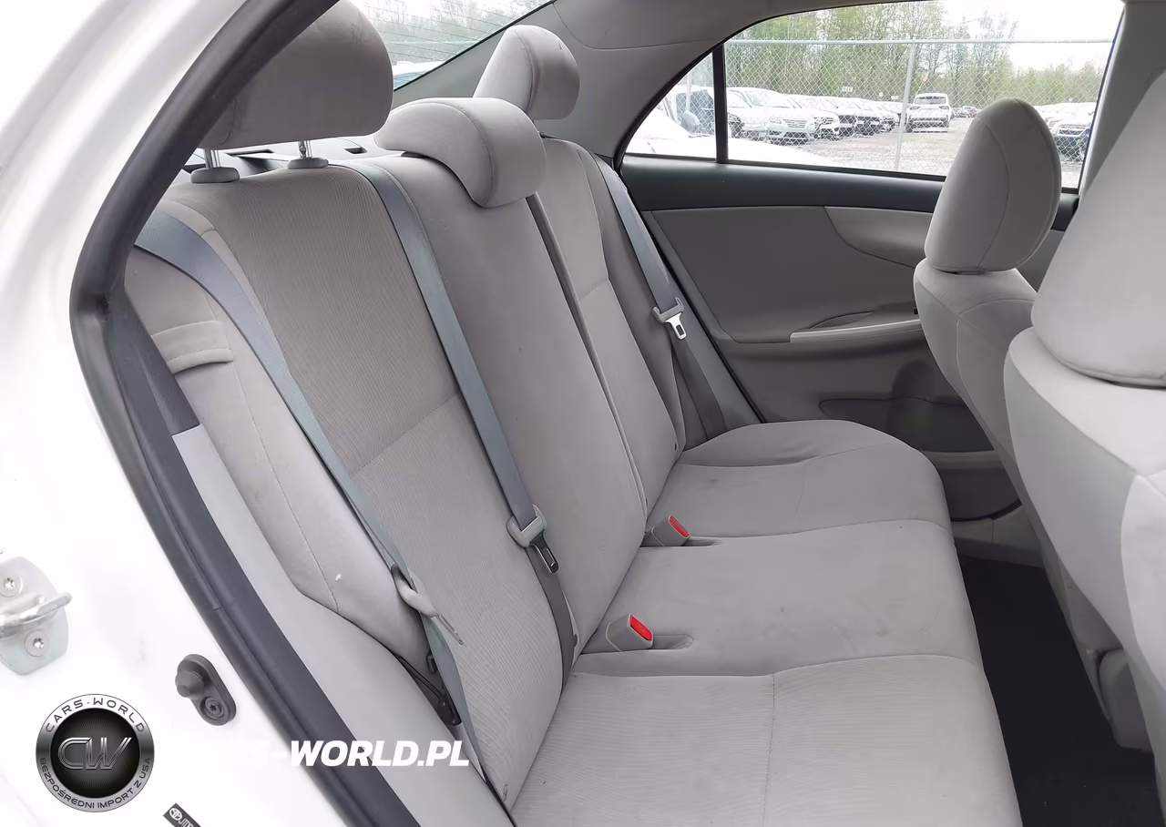 2011 Toyota Corolla Le VIN:JTDBU4EEXB9142864 - 8