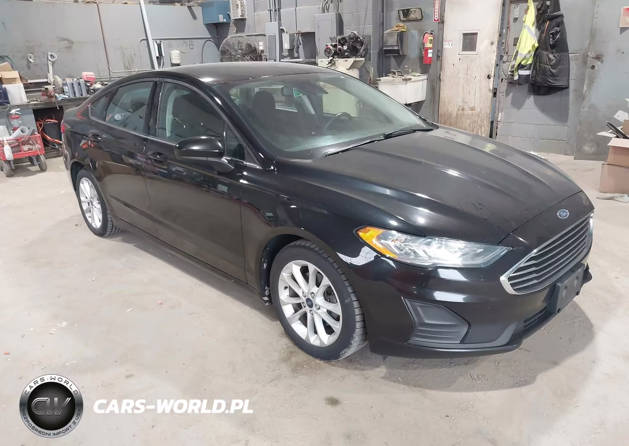 Główne zdjęcie 2020 Ford Fusion Hybrid Se