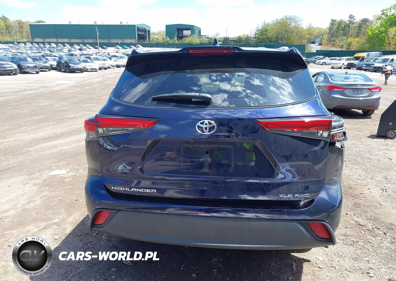 2022 Toyota Highlander Xle VIN:5TDGZRBH6NS257826 - 16