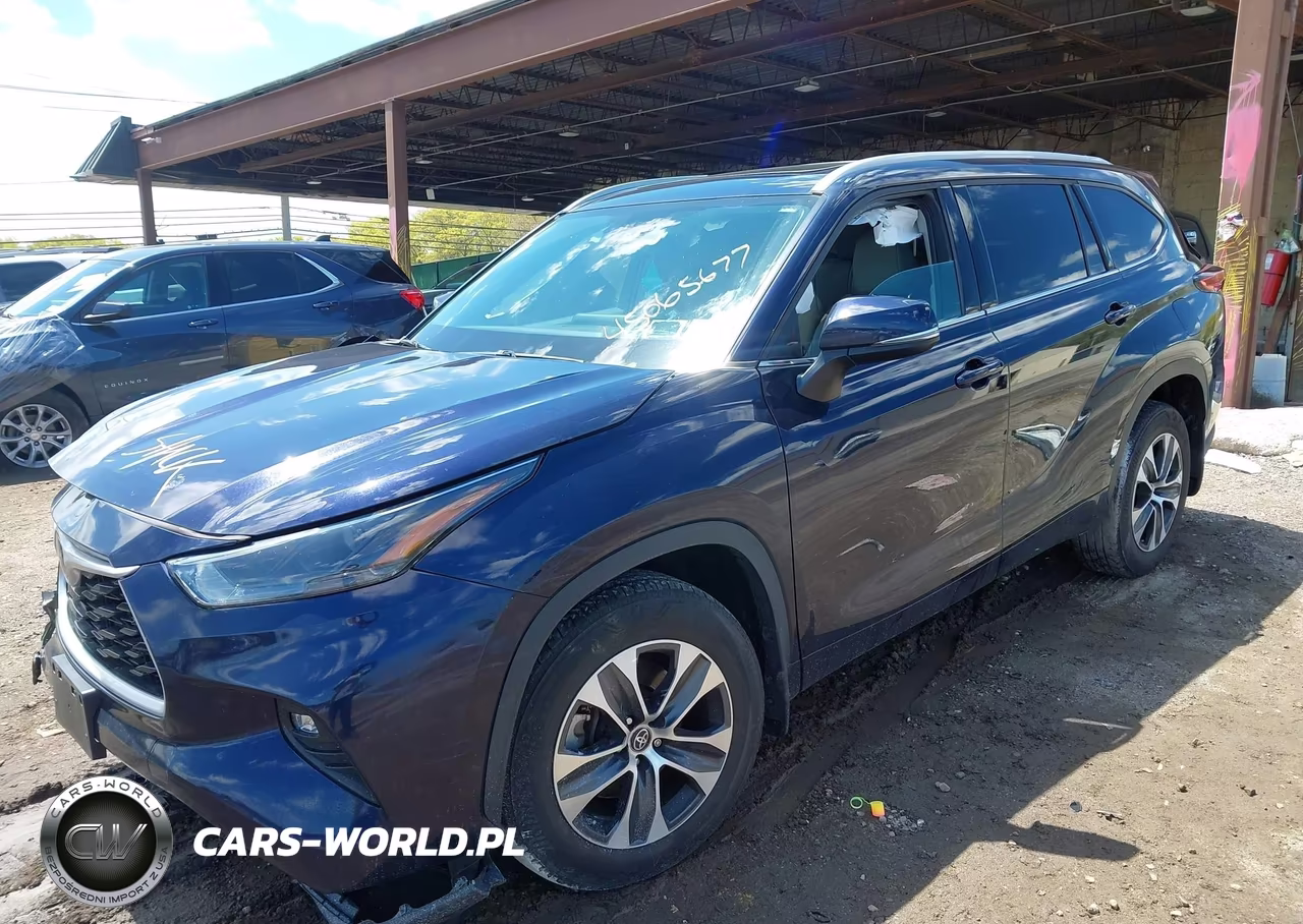2022 Toyota Highlander Xle VIN:5TDGZRBH6NS257826 - 2