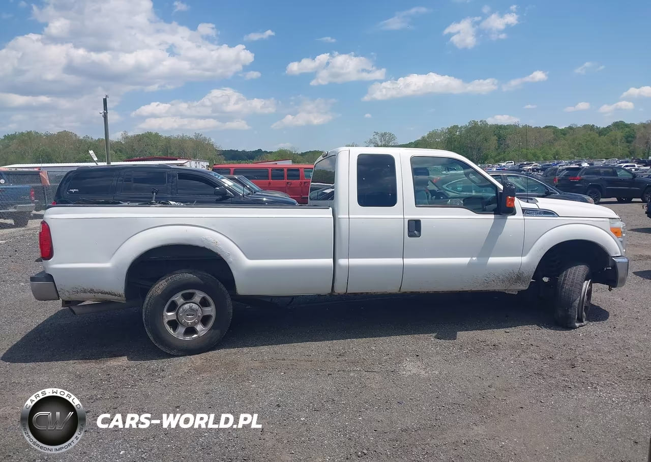 2015 Ford F-250 Xlt VIN:1FT7X2B6XFED46530 - 13