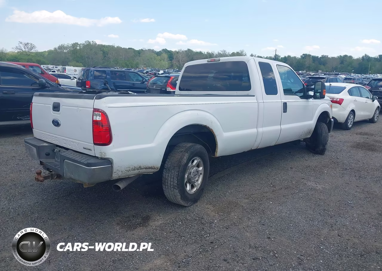 2015 Ford F-250 Xlt VIN:1FT7X2B6XFED46530 - 4
