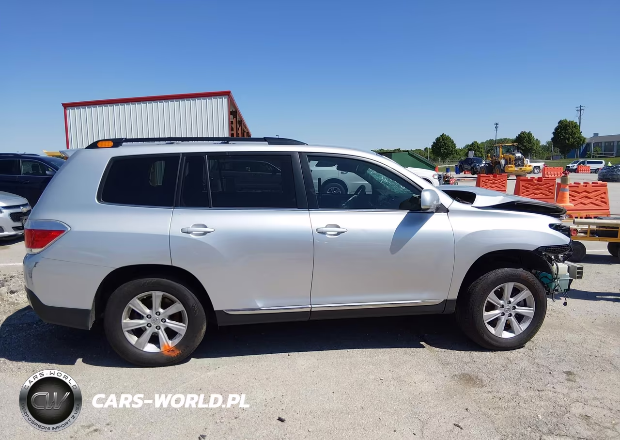 2013 Toyota Highlander Base Plus V6 VIN:5TDZK3EH9DS098627 - 14