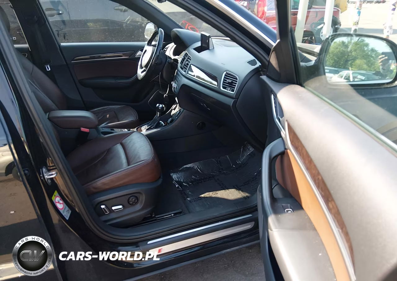 2016 Audi Q3 2.0T Premium Plus VIN:WA1GFCFS0GR001544 - 5