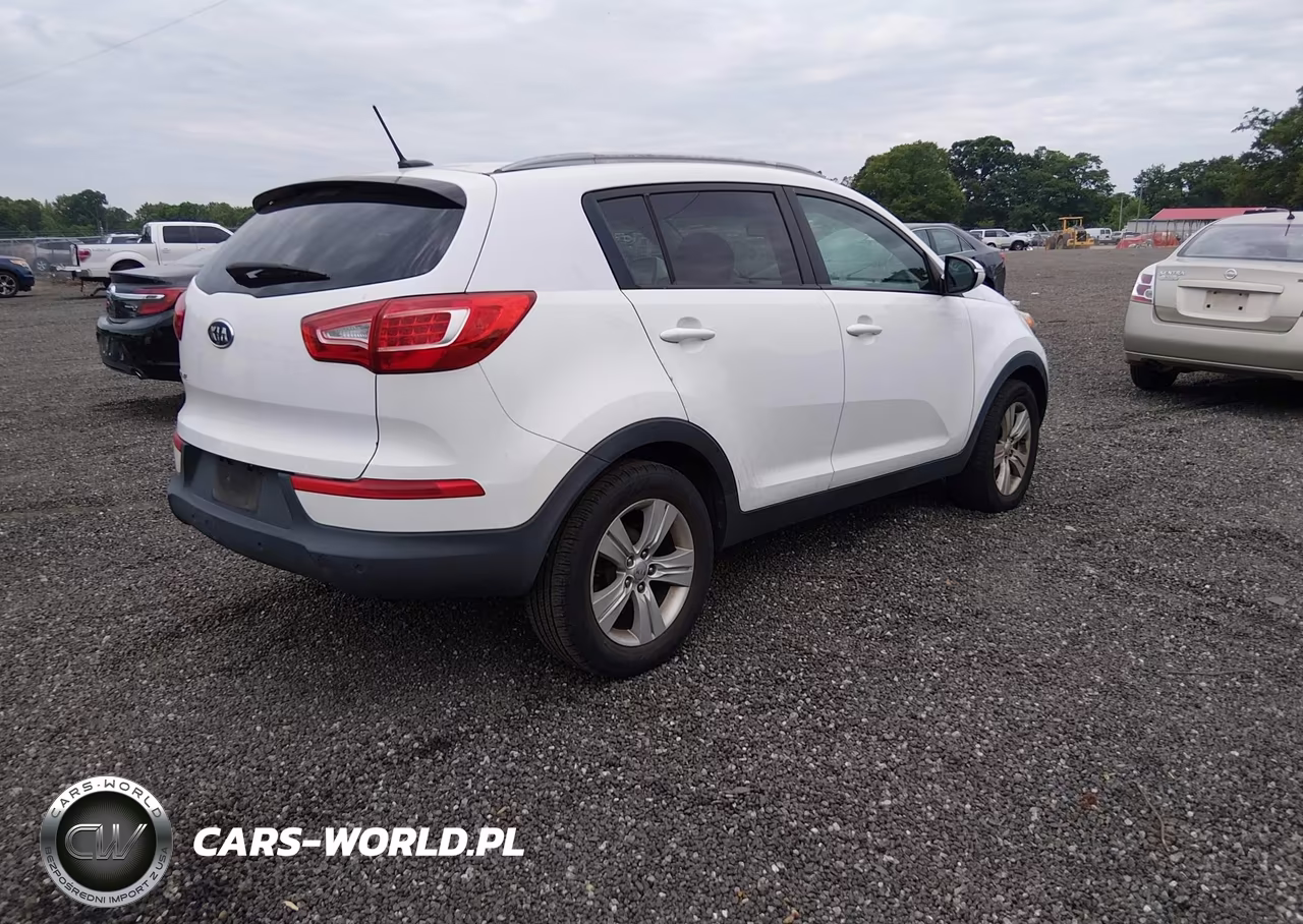 2012 Kia Sportage Lx VIN:KNDPB3A23C7236440 - 4