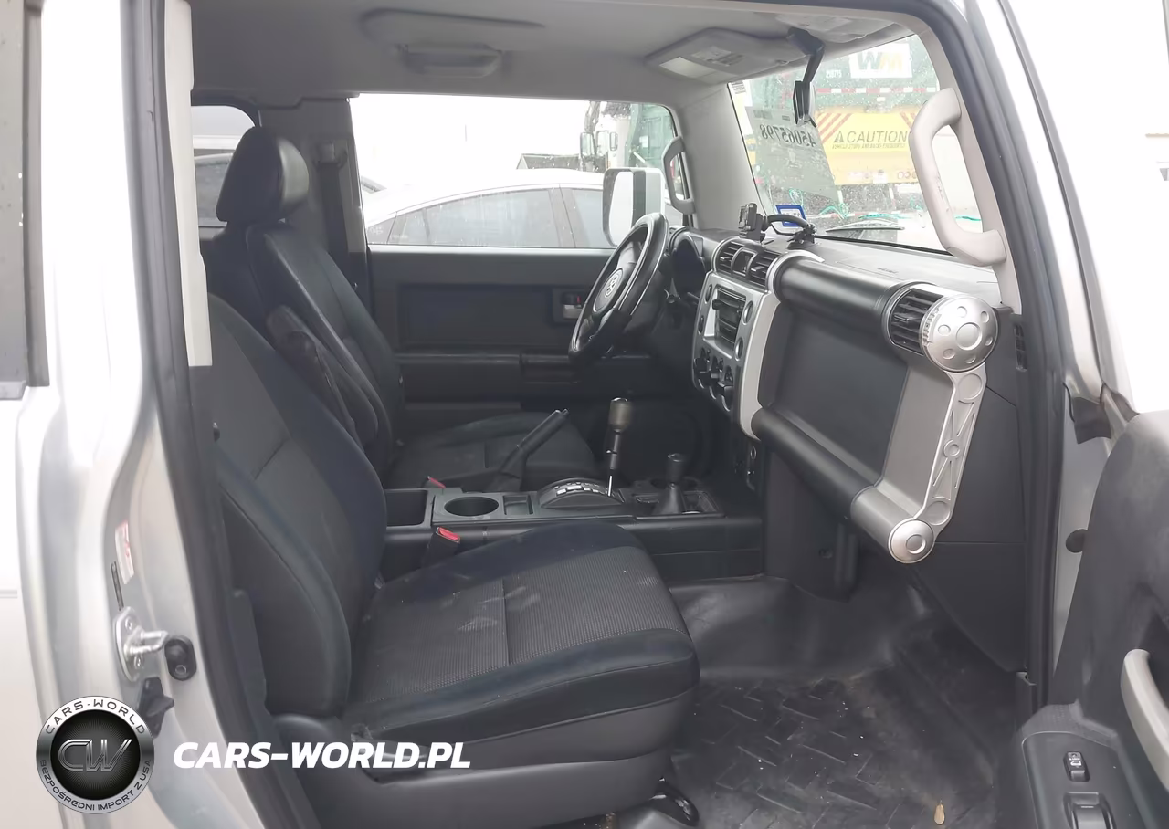 2008 Toyota Fj Cruiser VIN:JTEBU11F480103614 - 5