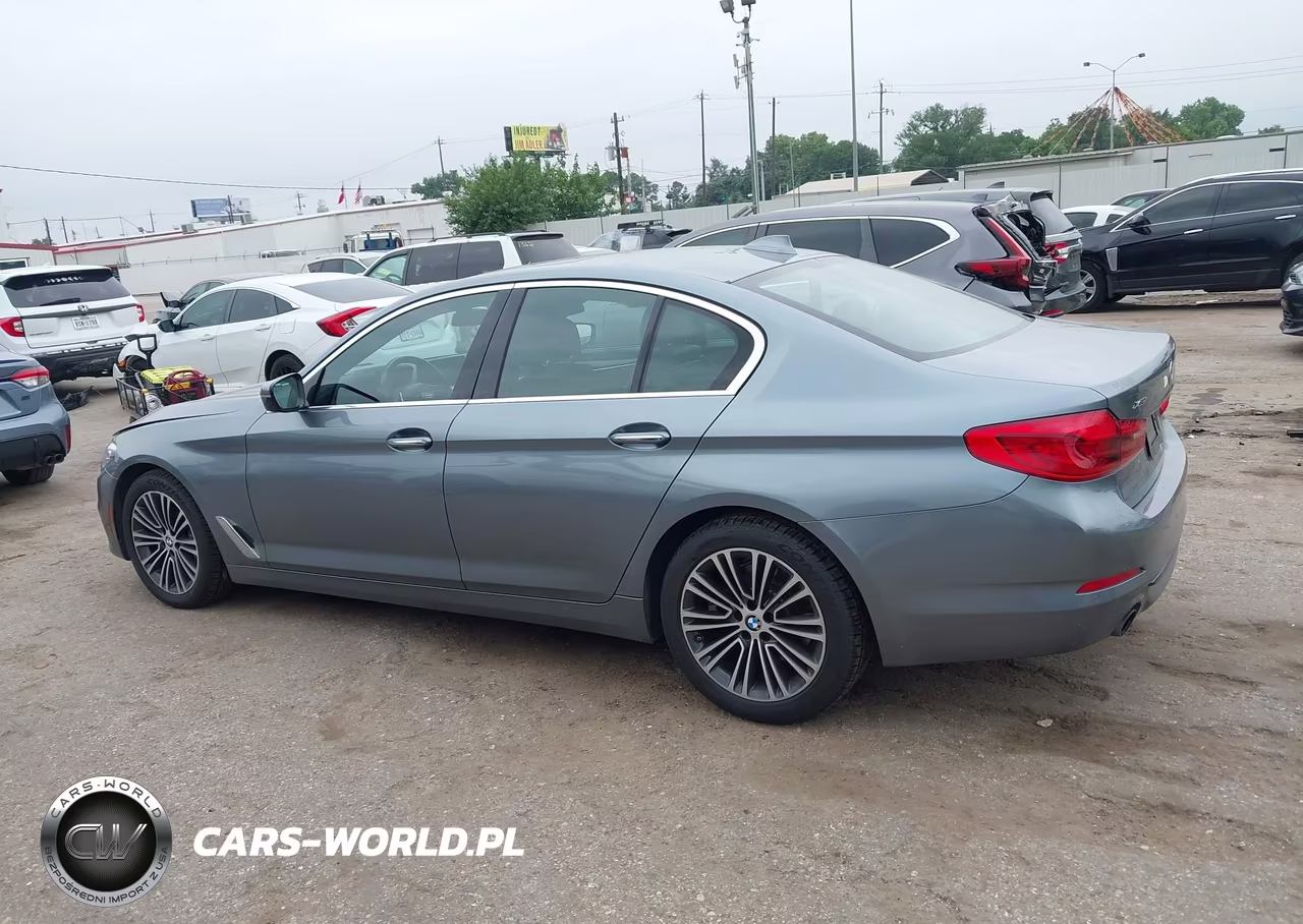 2018 BMW 530I xDrive VIN:WBAJA7C56JWA74569 - 14