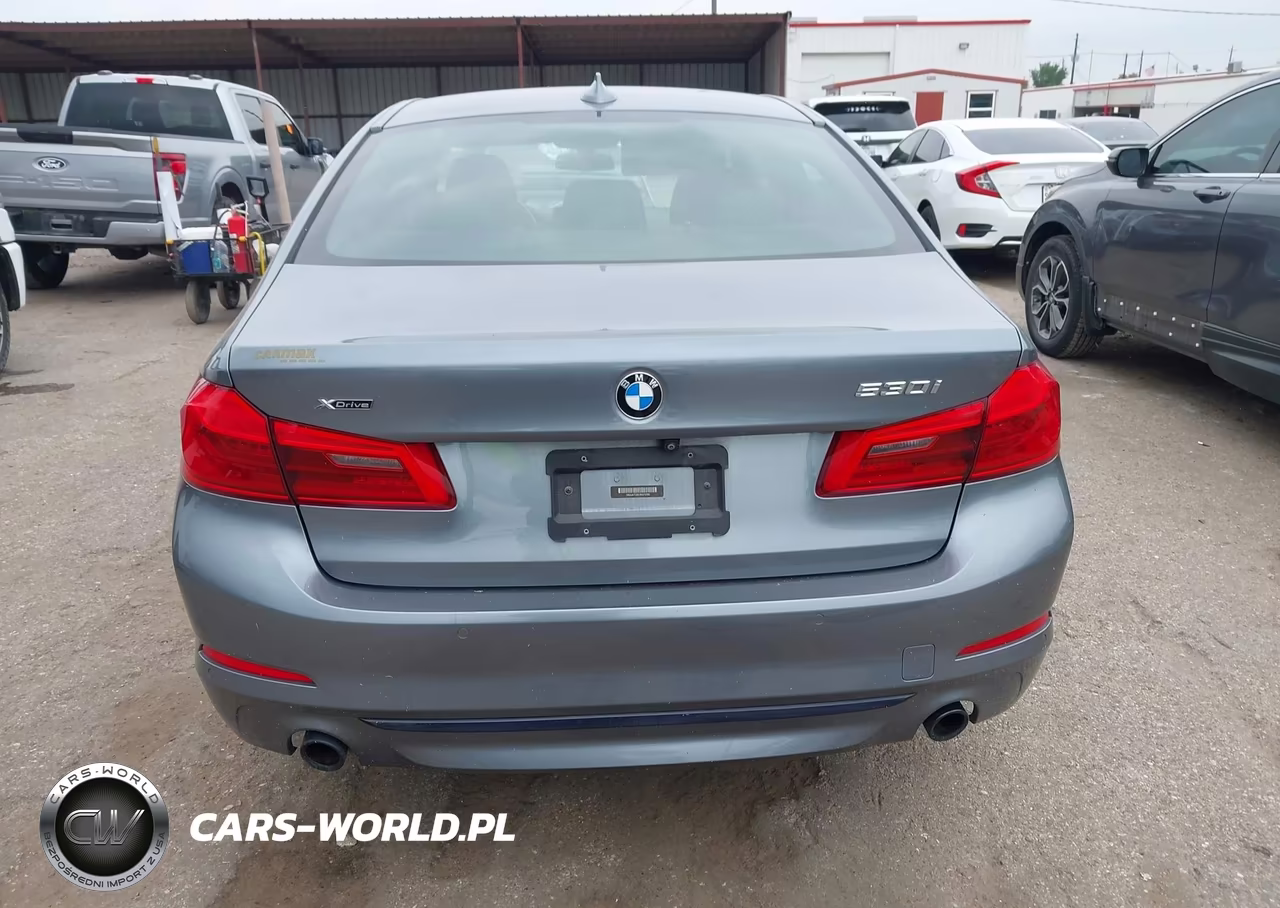 2018 BMW 530I xDrive VIN:WBAJA7C56JWA74569 - 16