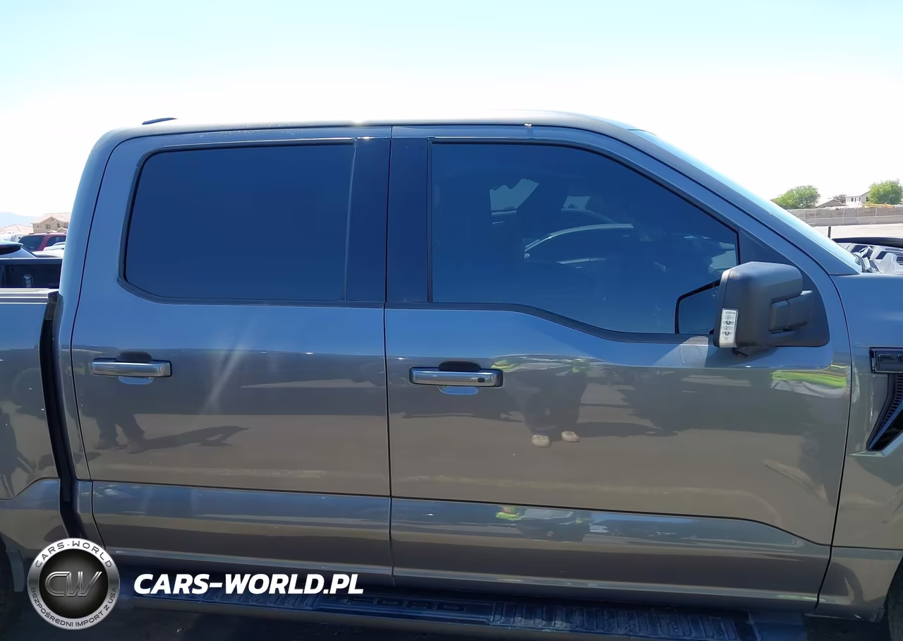 2023 Ford F-150 Xlt VIN:1FTFW1E80PFA58596 - 14