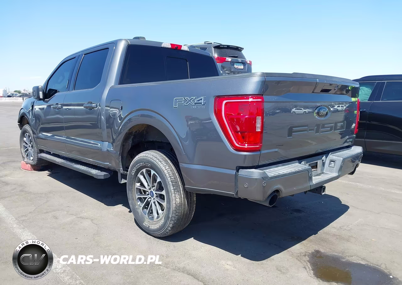 2023 Ford F-150 Xlt VIN:1FTFW1E80PFA58596 - 3