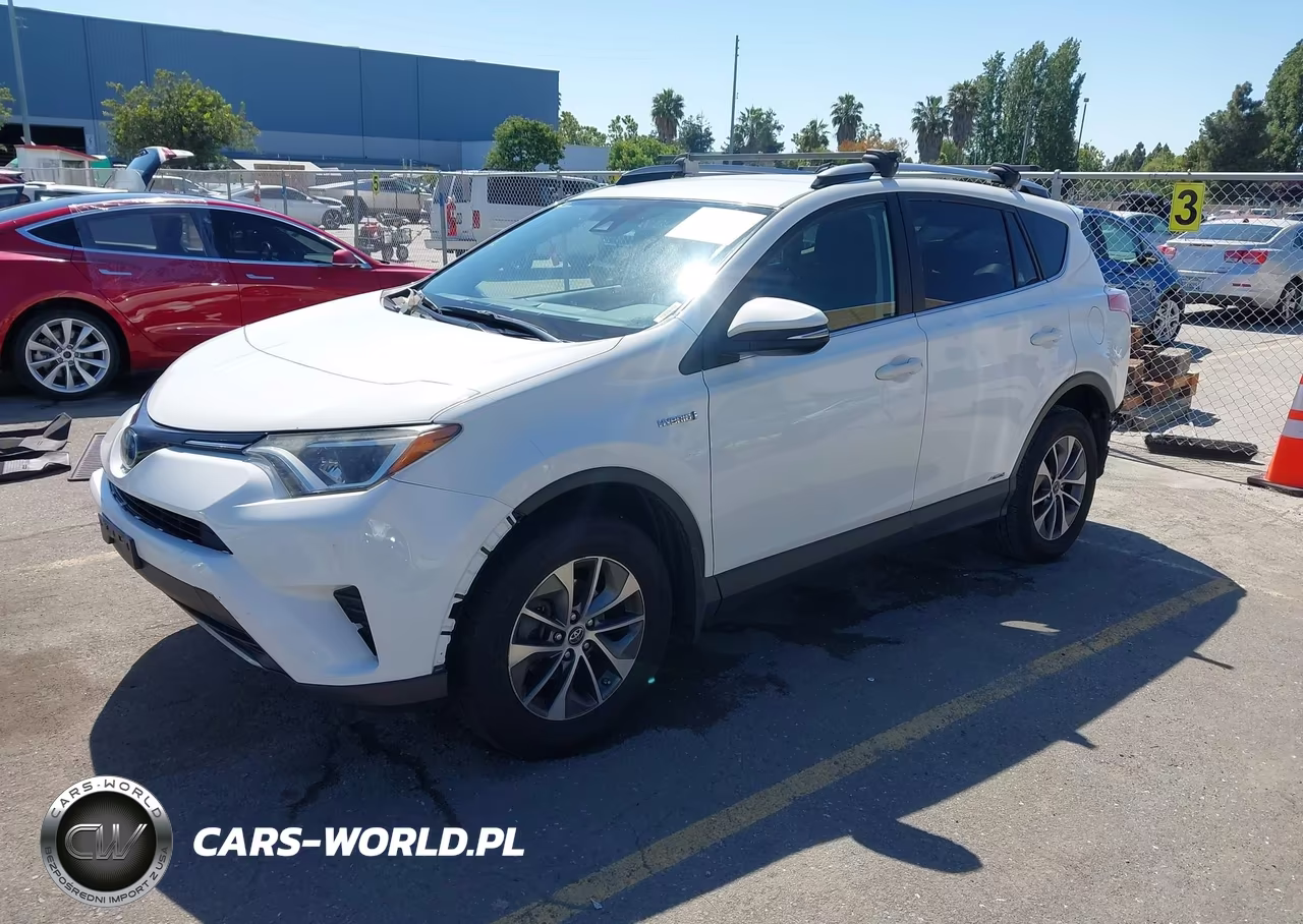 2018 Toyota Rav4 Hybrid Le VIN:JTMRJREV5JD232388 - 2