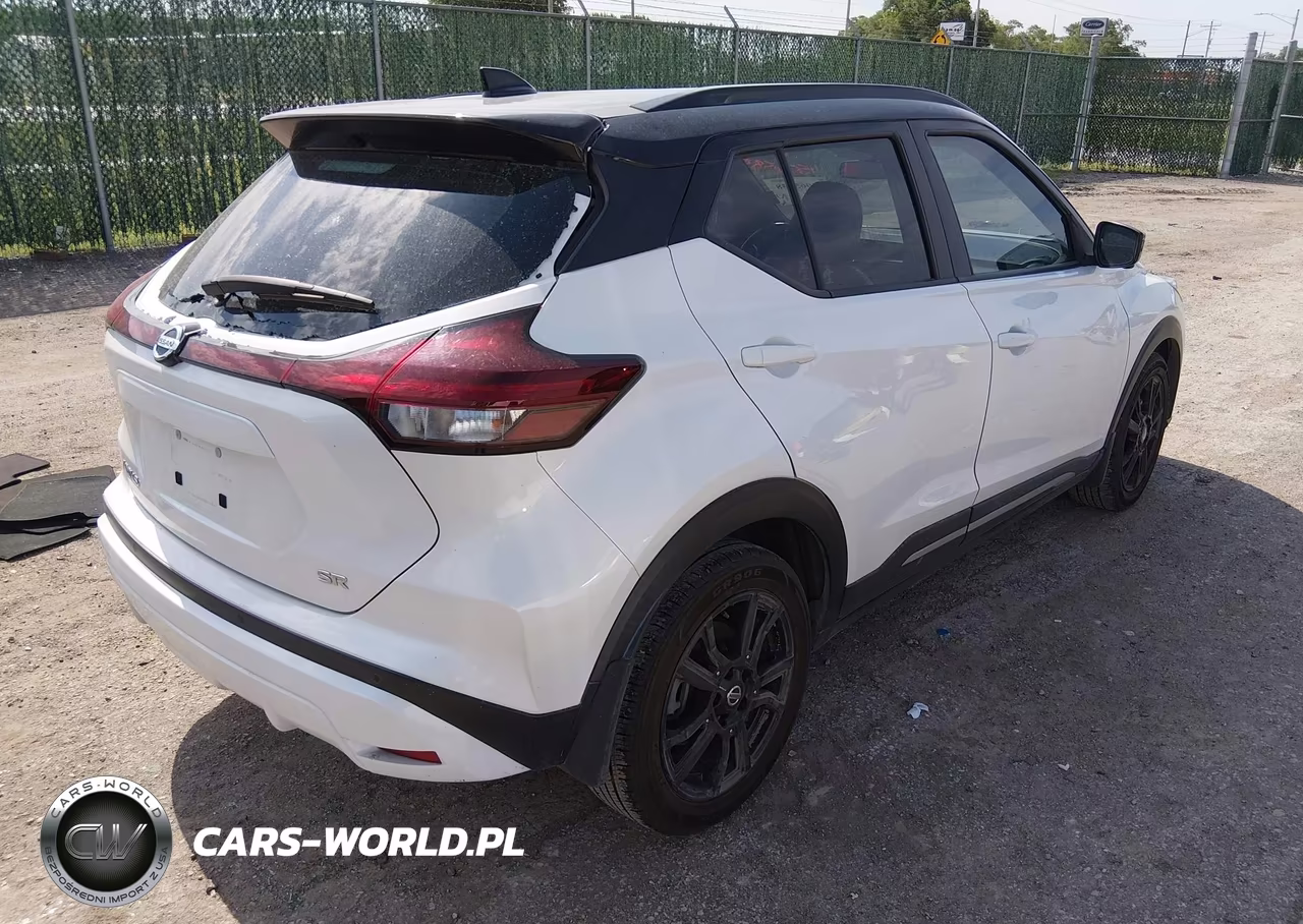 2021 Nissan Kicks Sr Xtronic Cvt VIN:3N1CP5DVXML504983 - 4
