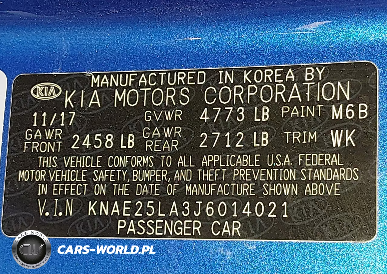 2018 Kia Stinger Premium VIN:KNAE25LA3J6014021 - 9