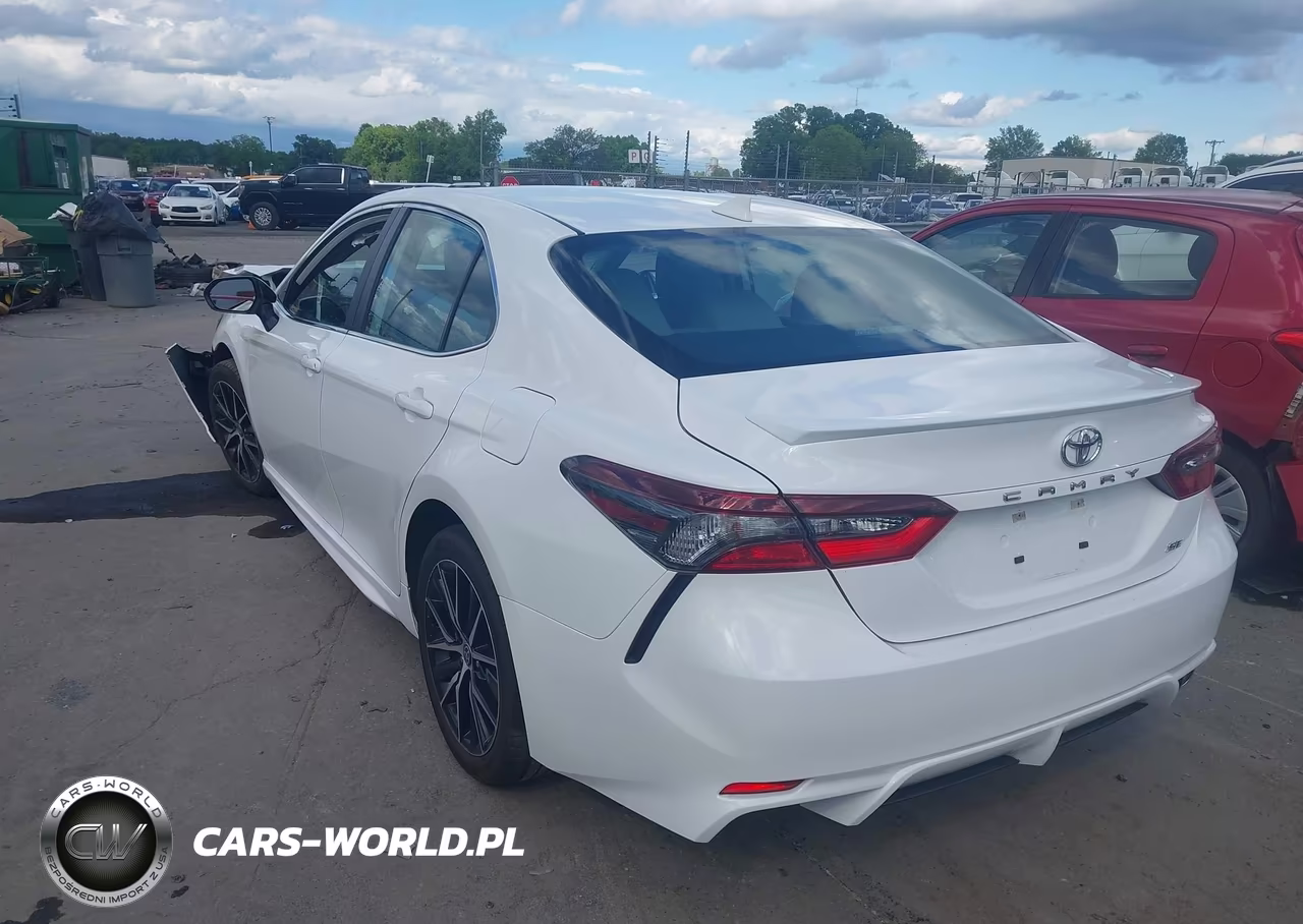 2024 Toyota Camry Se VIN:4T1G11AK6RU884321 - 3