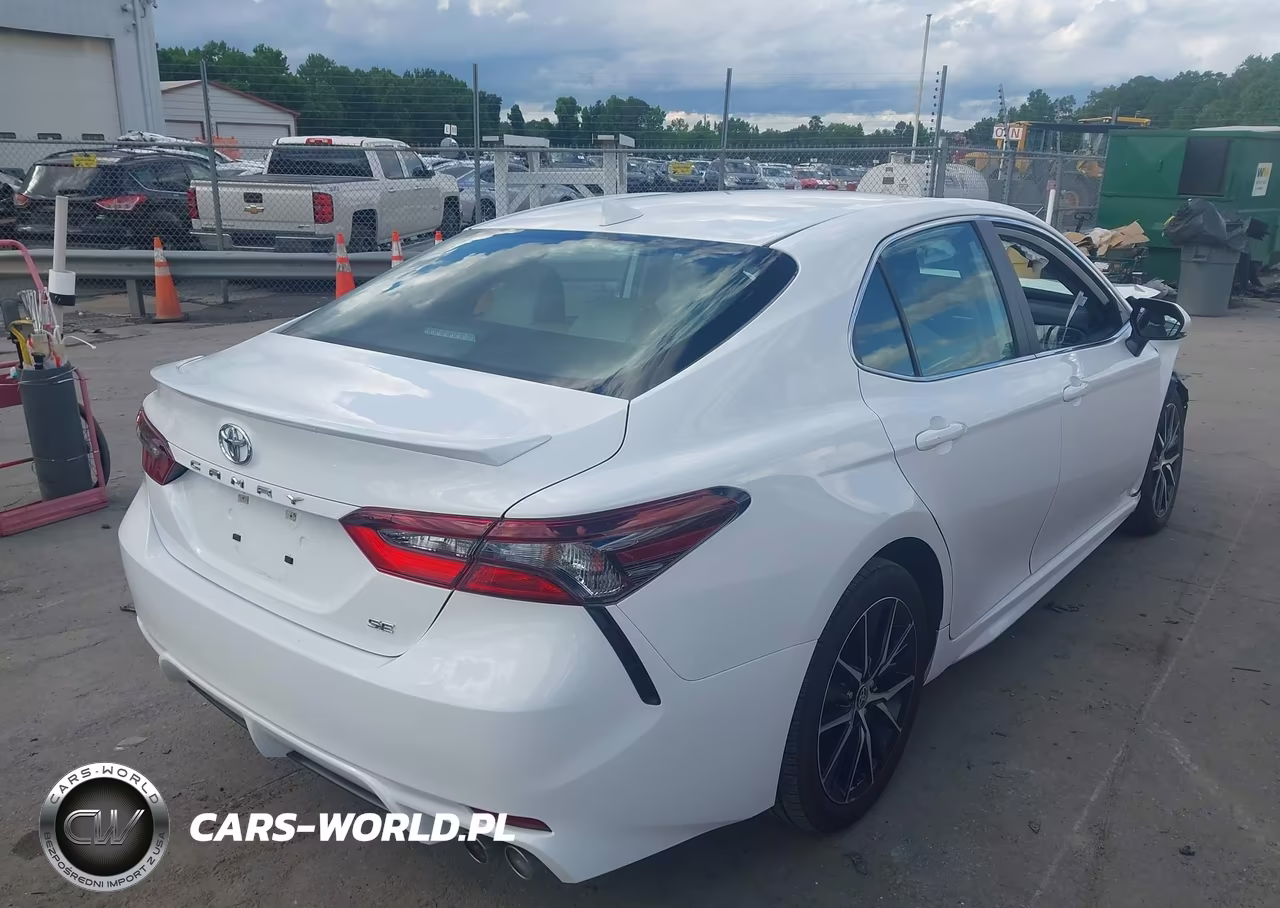 2024 Toyota Camry Se VIN:4T1G11AK6RU884321 - 4