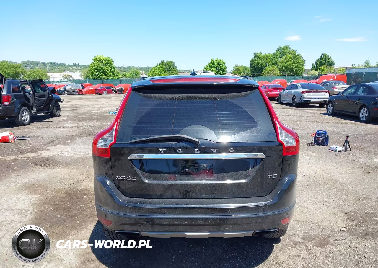 2016 Volvo Xc60 T5 Drive-E VIN:YV440MDJ1G2919321 - 16