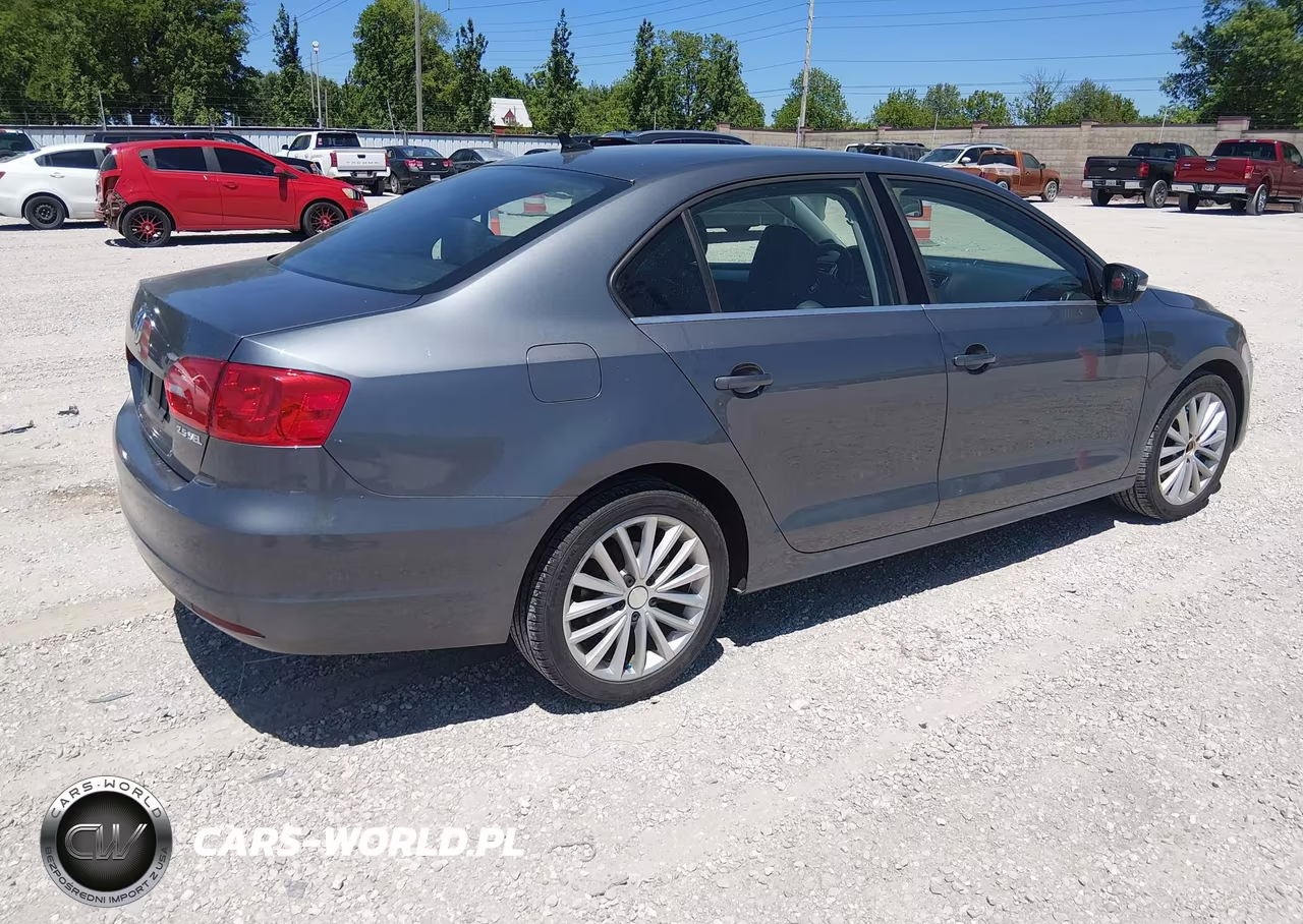 2012 Volkswagen Jetta 2.5L Sel VIN:3VWLX7AJ1CM301626 - 4