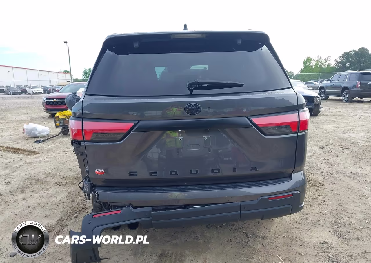 2024 Toyota Sequoia Trd Pro VIN:7SVAAABA0RX023432 - 16