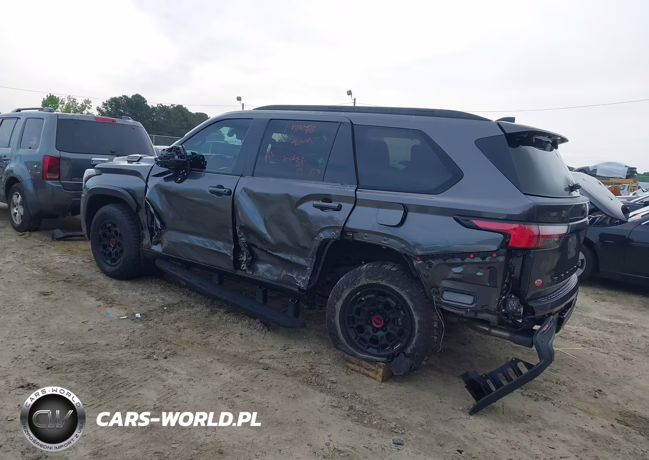 2024 Toyota Sequoia Trd Pro VIN:7SVAAABA0RX023432 - 3