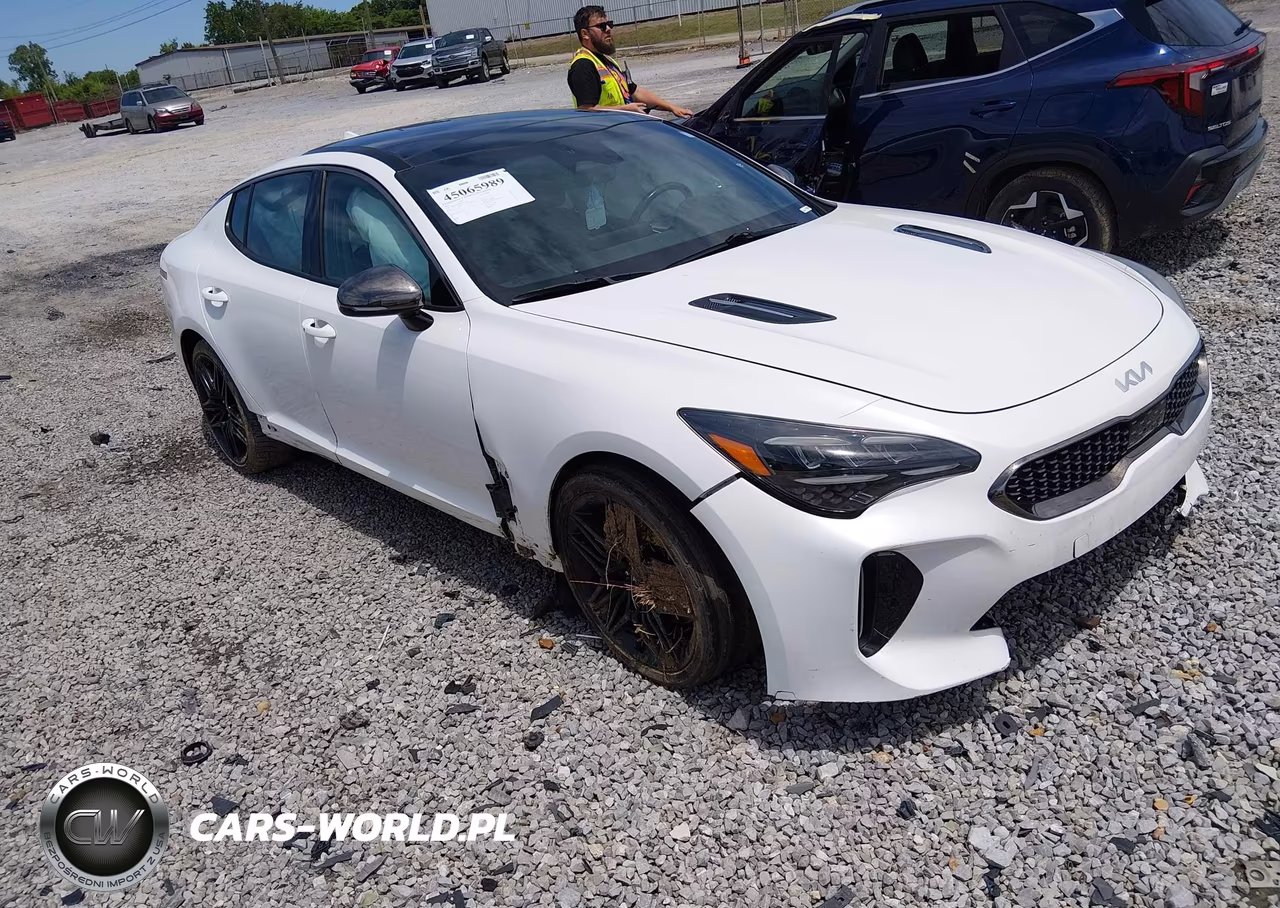 2022 Kia Stinger Gt1 – zdjęcie 1 z 16