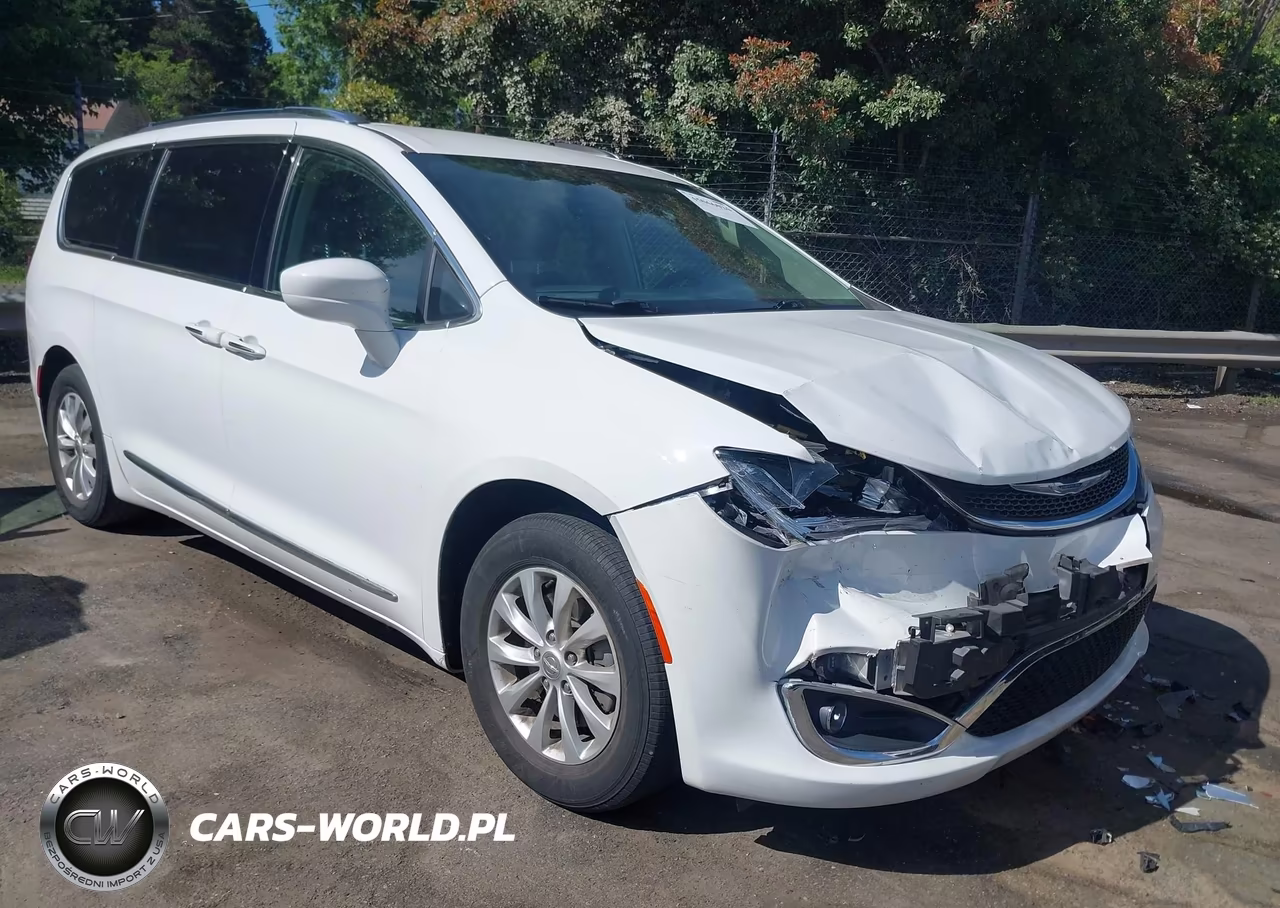 2019 Chrysler Pacifica Touring L