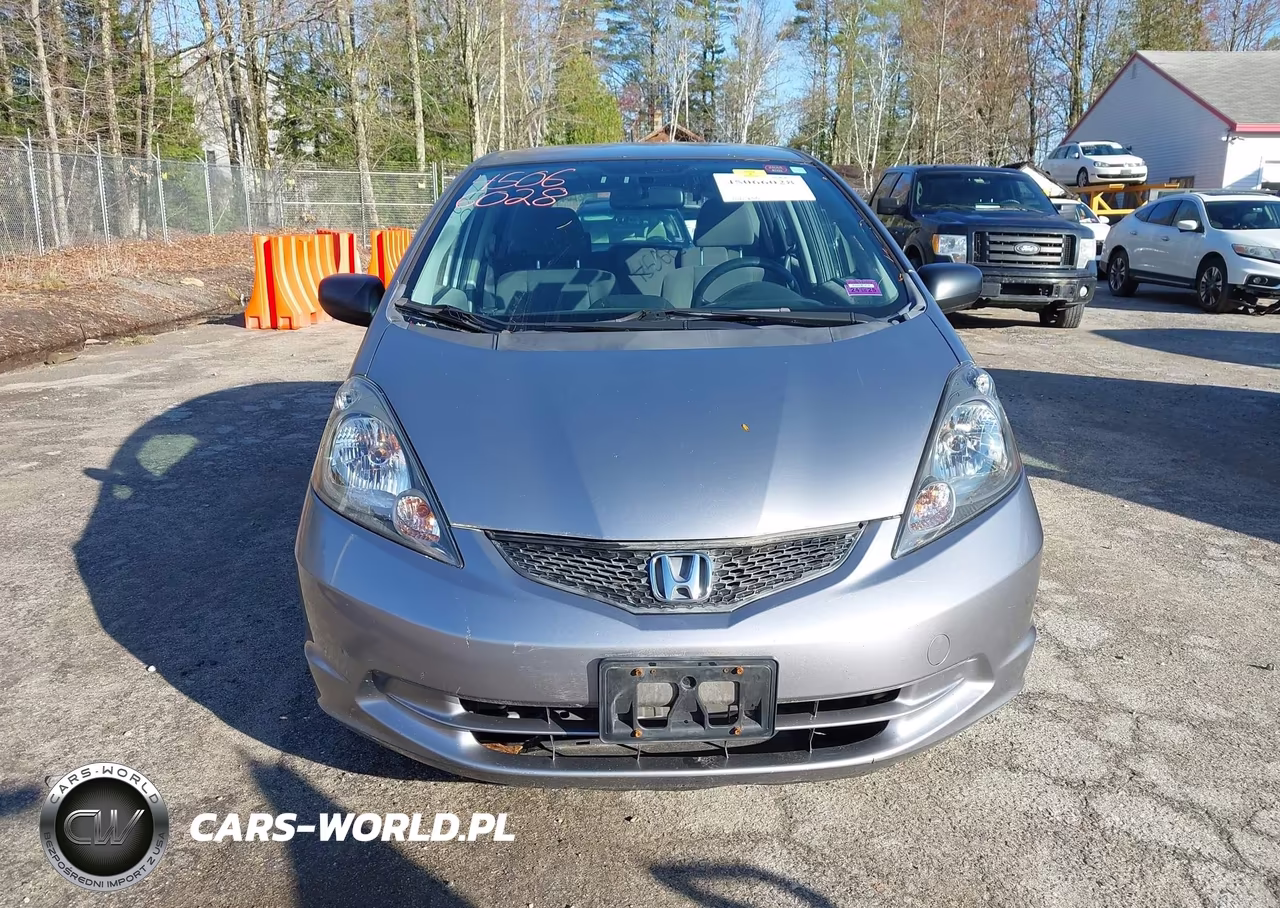 2010 Honda Fit VIN:JHMGE8H28AS023468 - 13