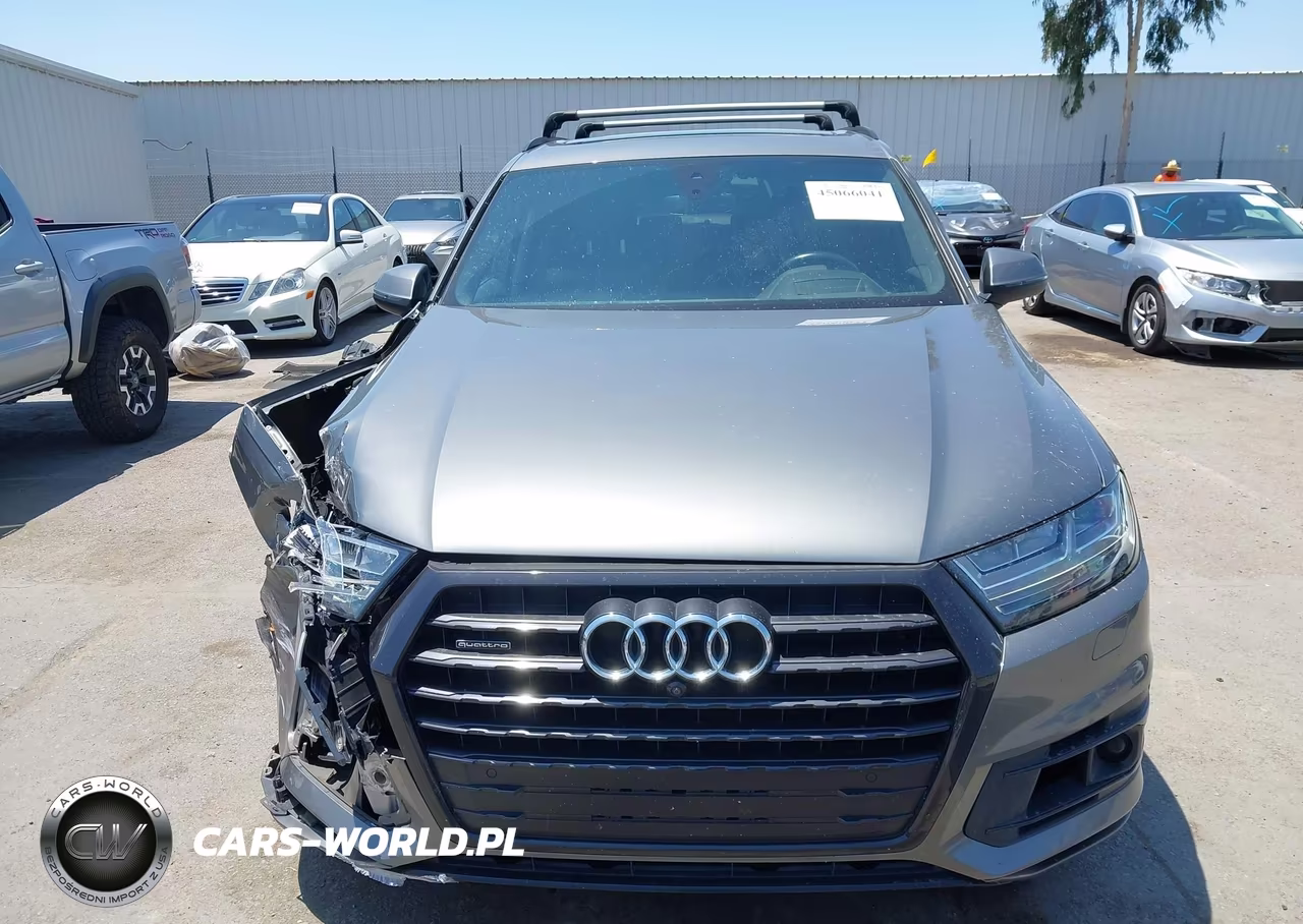 2017 Audi Q7 3.0T Premium VIN:WA1VAAF79HD029363 - 12