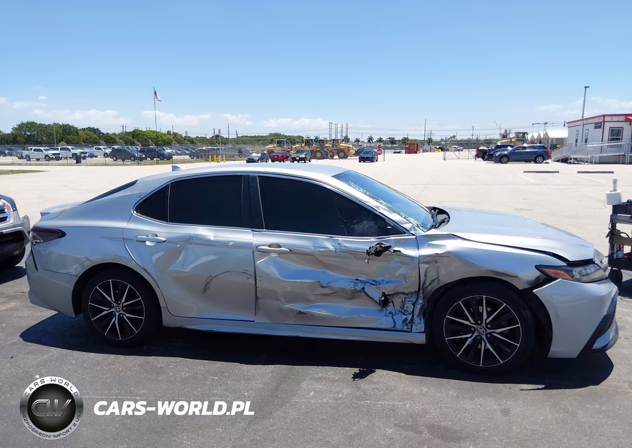 2021 Toyota Camry Se VIN:4T1G11AK3MU570554 - 13