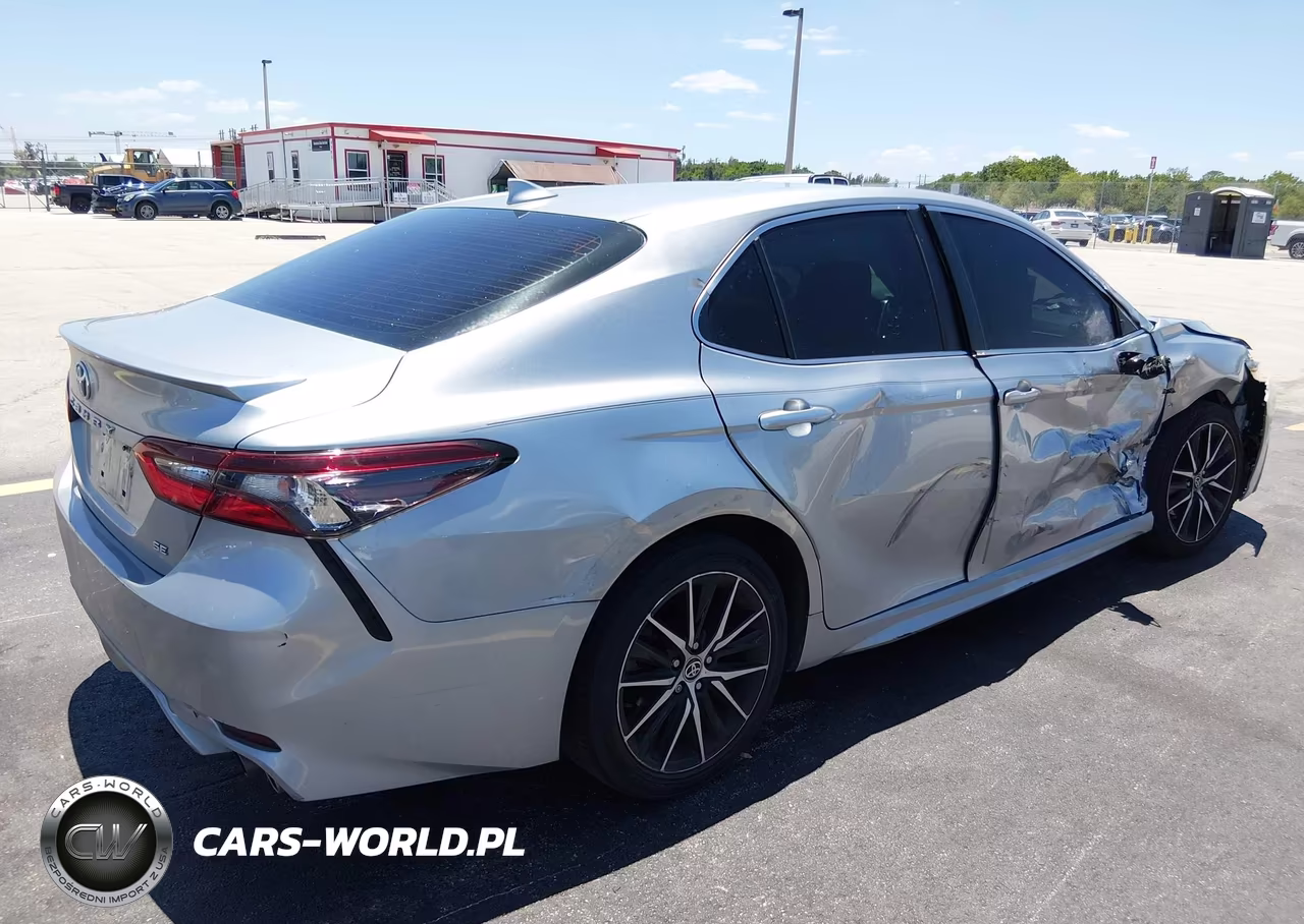2021 Toyota Camry Se VIN:4T1G11AK3MU570554 - 4