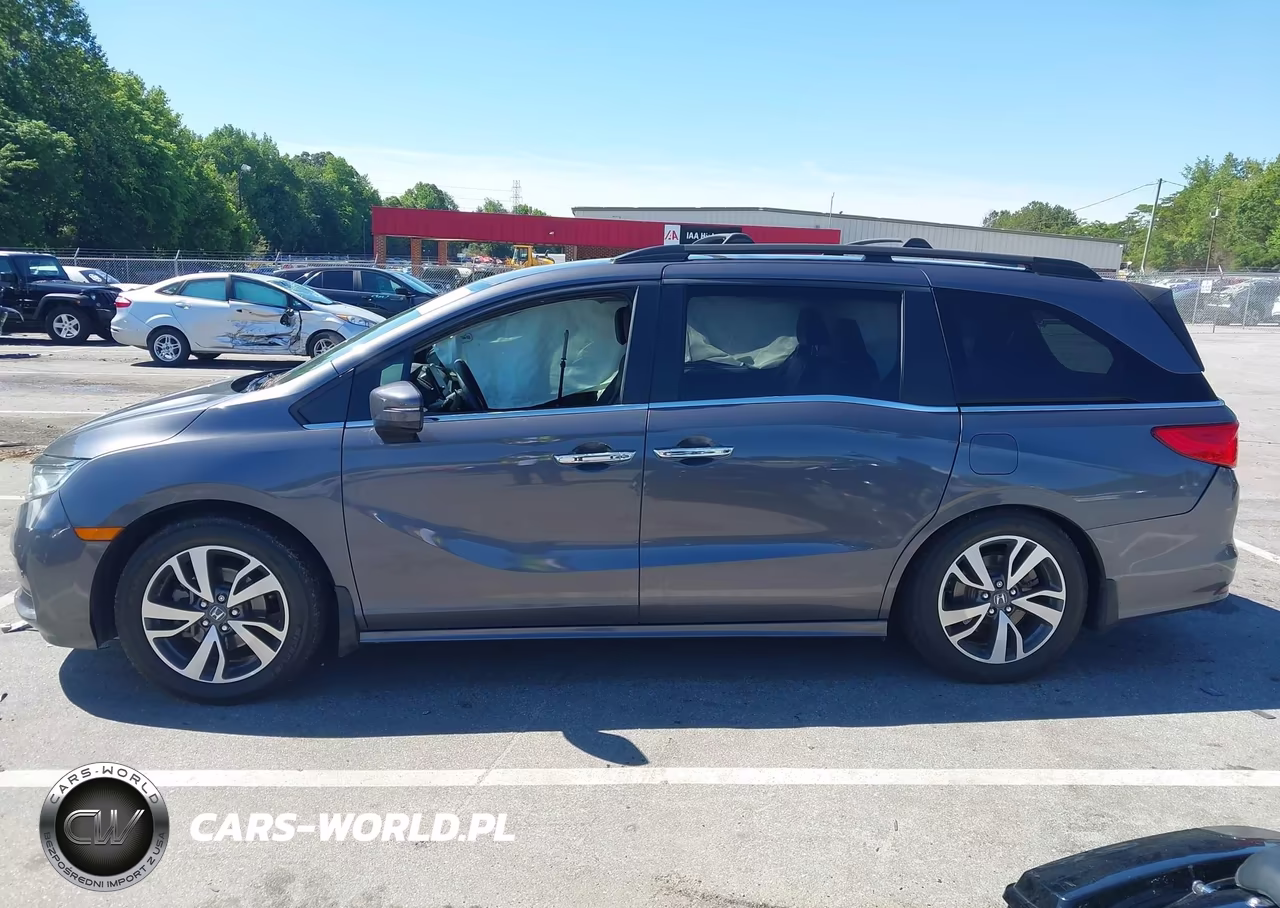 2022 Honda Odyssey Touring VIN:5FNRL6H87NB058708 - 14