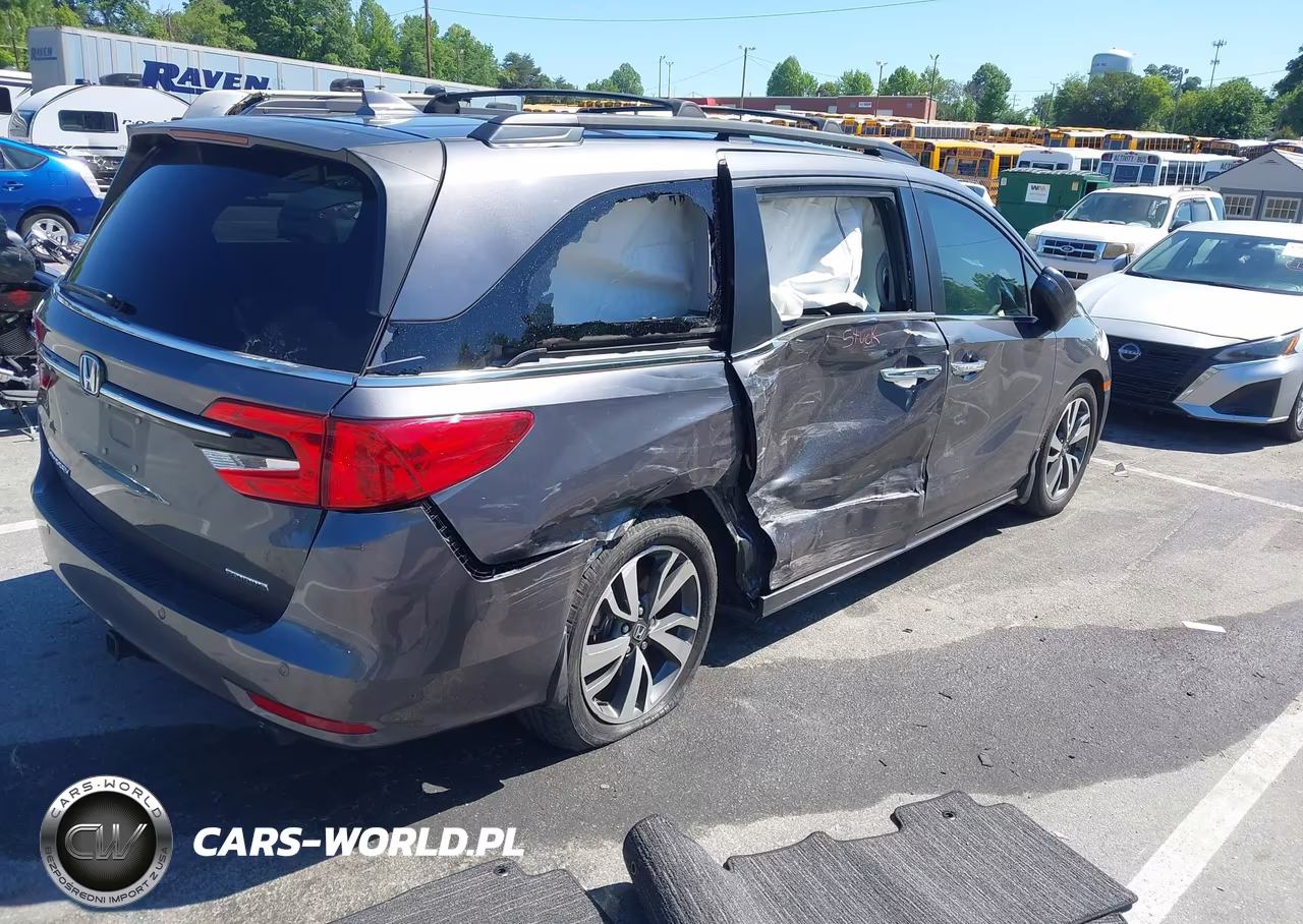 2022 Honda Odyssey Touring VIN:5FNRL6H87NB058708 - 4
