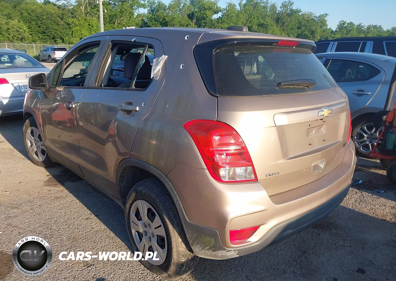 2018 Chevrolet Trax Ls VIN:3GNCJKSB5JL370232 - 3