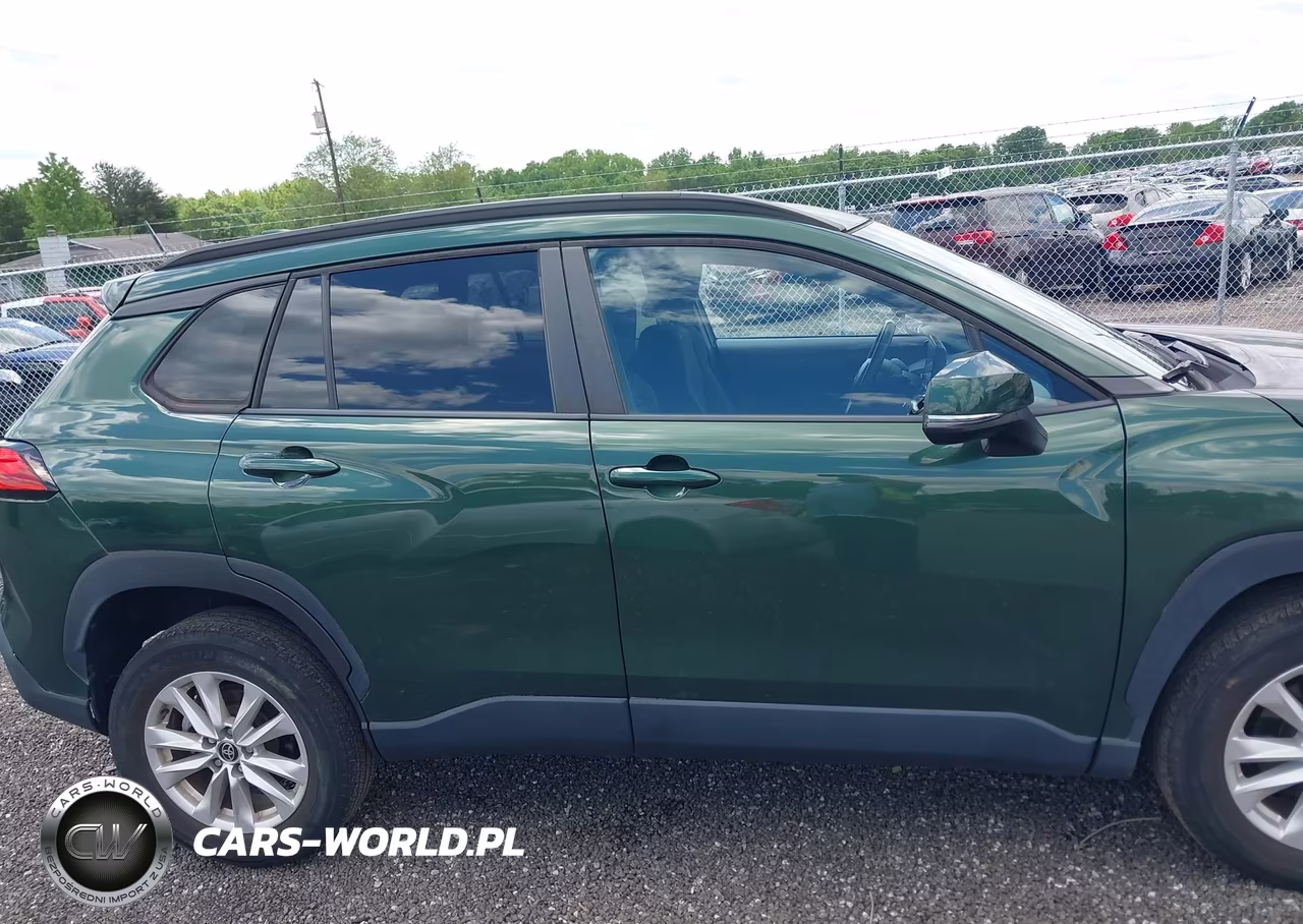 2022 Toyota Corolla Cross Le VIN:7MUCAAAG9NV019510 - 13