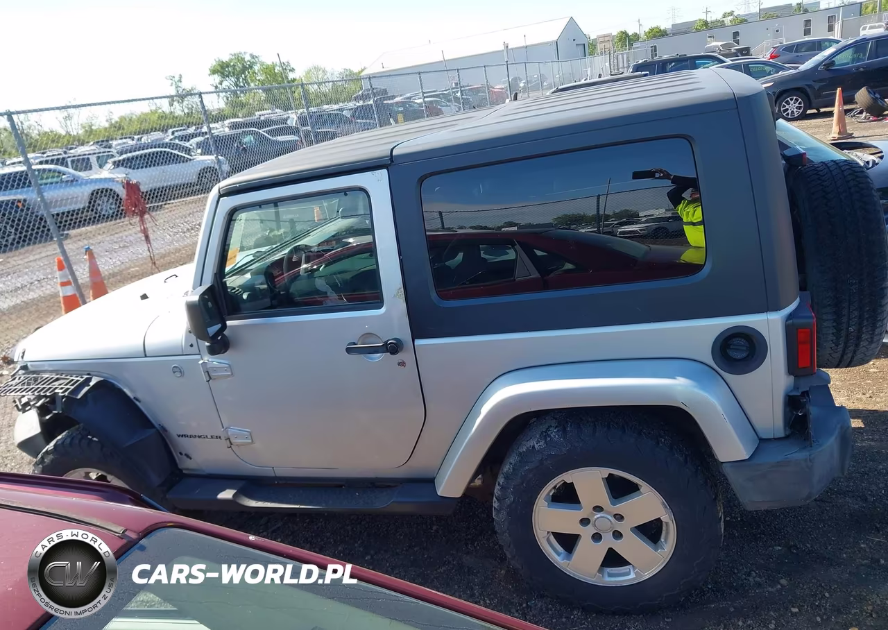2007 Jeep Wrangler Sahara VIN:1J4FA54187L186087 - 14