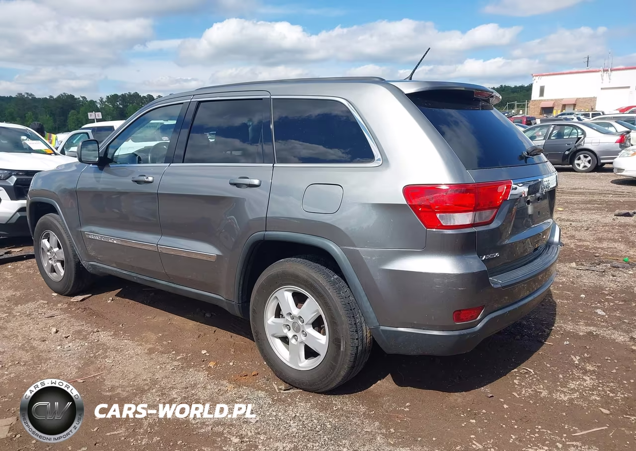 2012 Jeep Grand Cherokee Laredo VIN:1C4RJEAG6CC334145 - 3