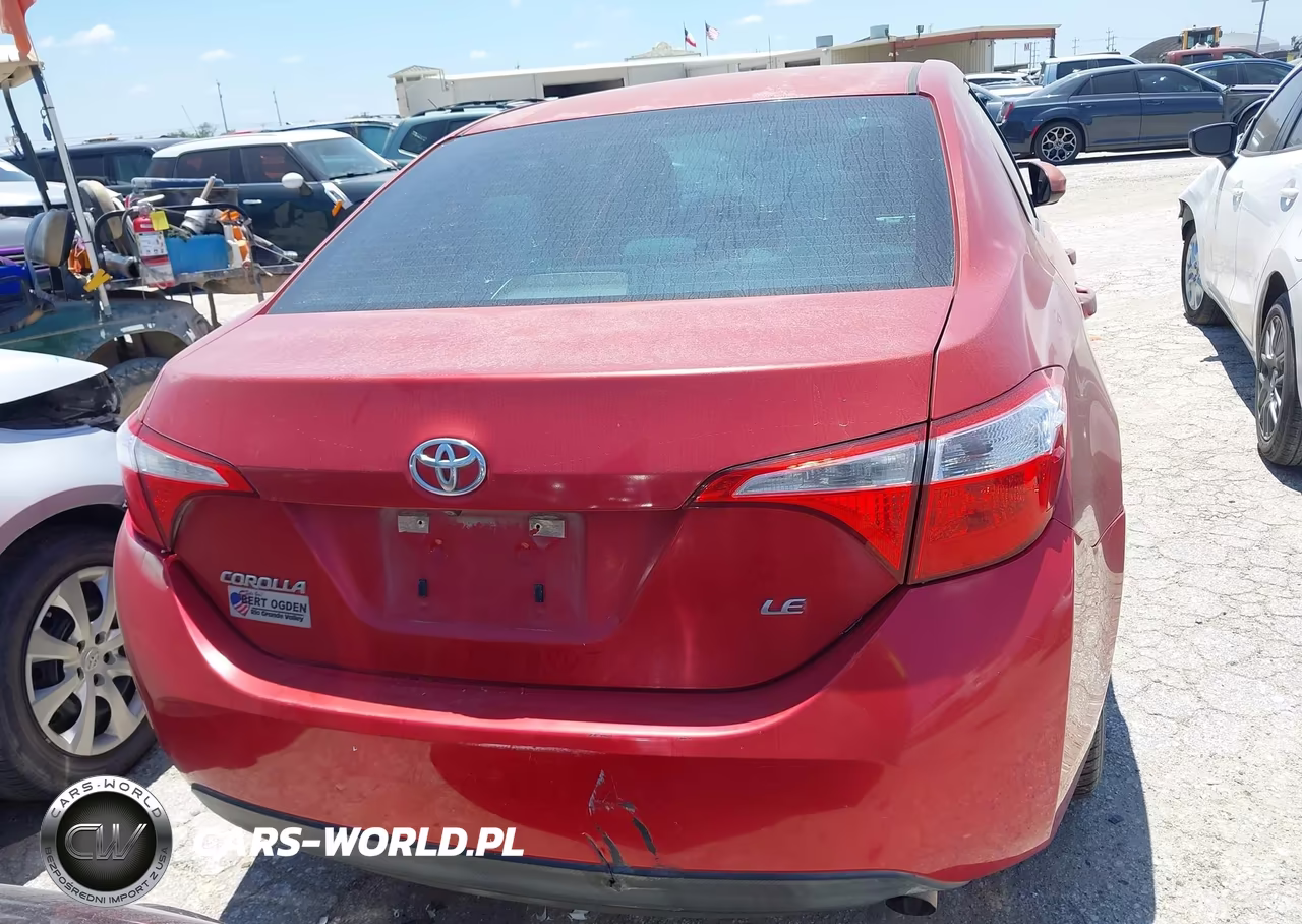 2015 Toyota Corolla Le VIN:5YFBURHE2FP206047 - 16