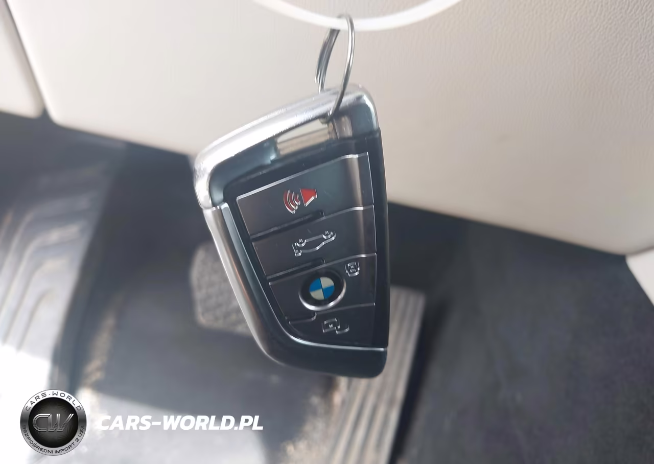 2021 BMW X7 xDrive40I VIN:5UXCW2C01M9F19399 - 11